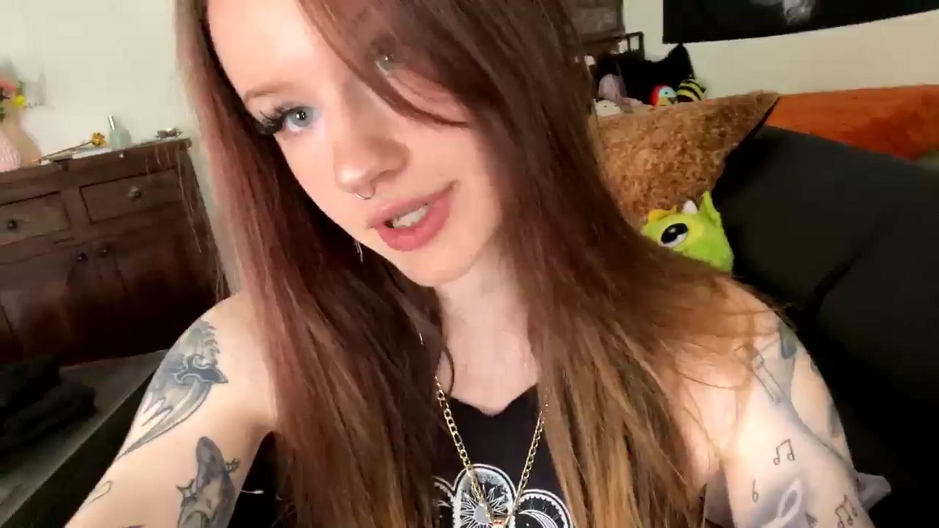 Gallery image thumbnail from RainStormin's myfreecams stream on, 02/28/2025, 21:55 image 9 of 20