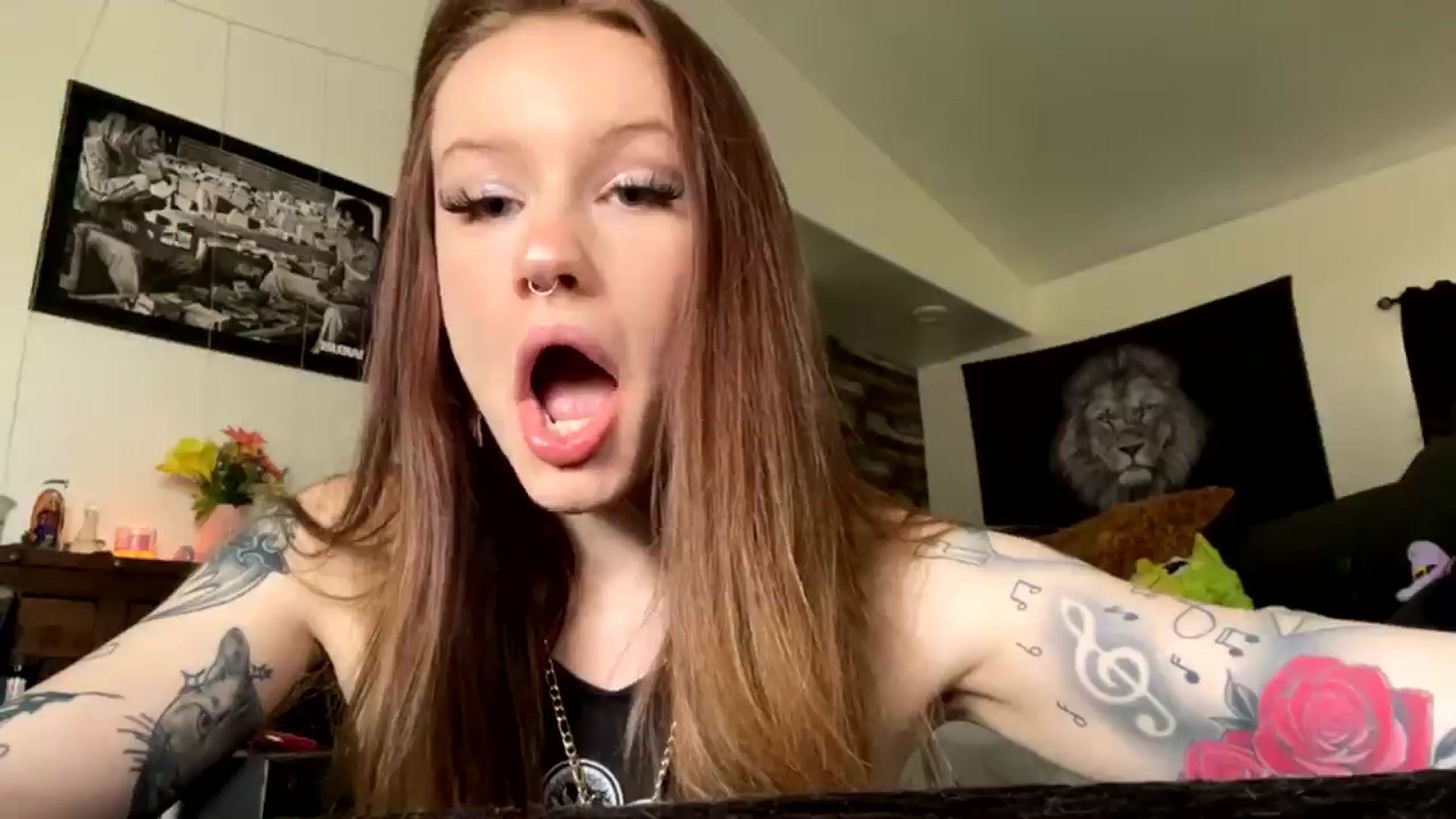 Gallery image thumbnail from RainStormin's myfreecams stream on, 02/28/2025, 21:55 image 13 of 20
