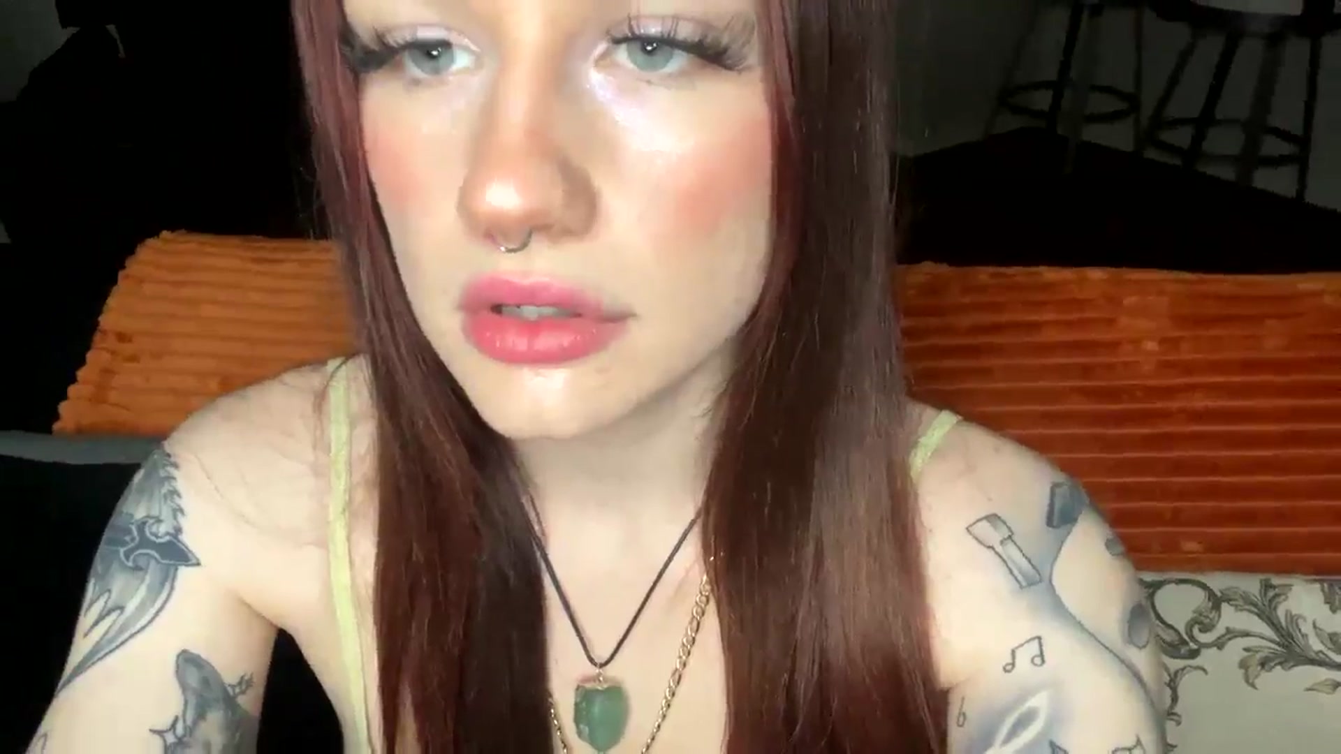 Gallery image thumbnail from RainStormin's myfreecams stream on, 03/06/2025, 08:37 image 6 of 20