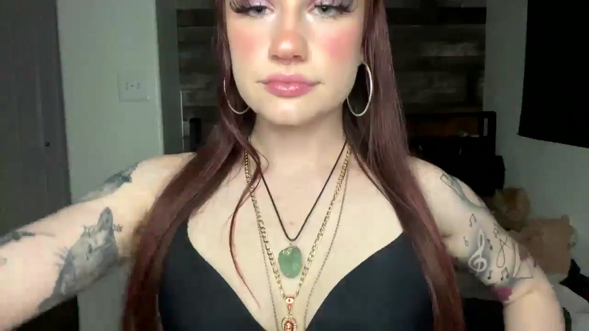 Gallery image thumbnail from RainStormin's myfreecams stream on, 03/07/2025, 09:00 image 11 of 20