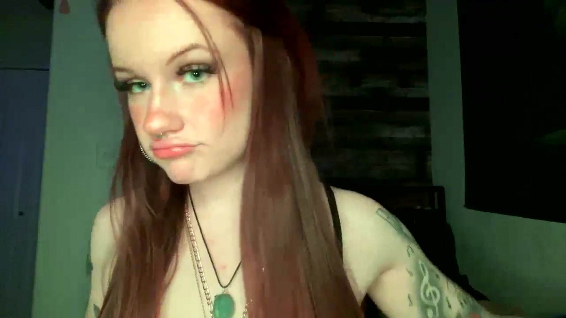 Gallery image thumbnail from RainStormin's myfreecams stream on, 03/07/2025, 09:00 image 18 of 20