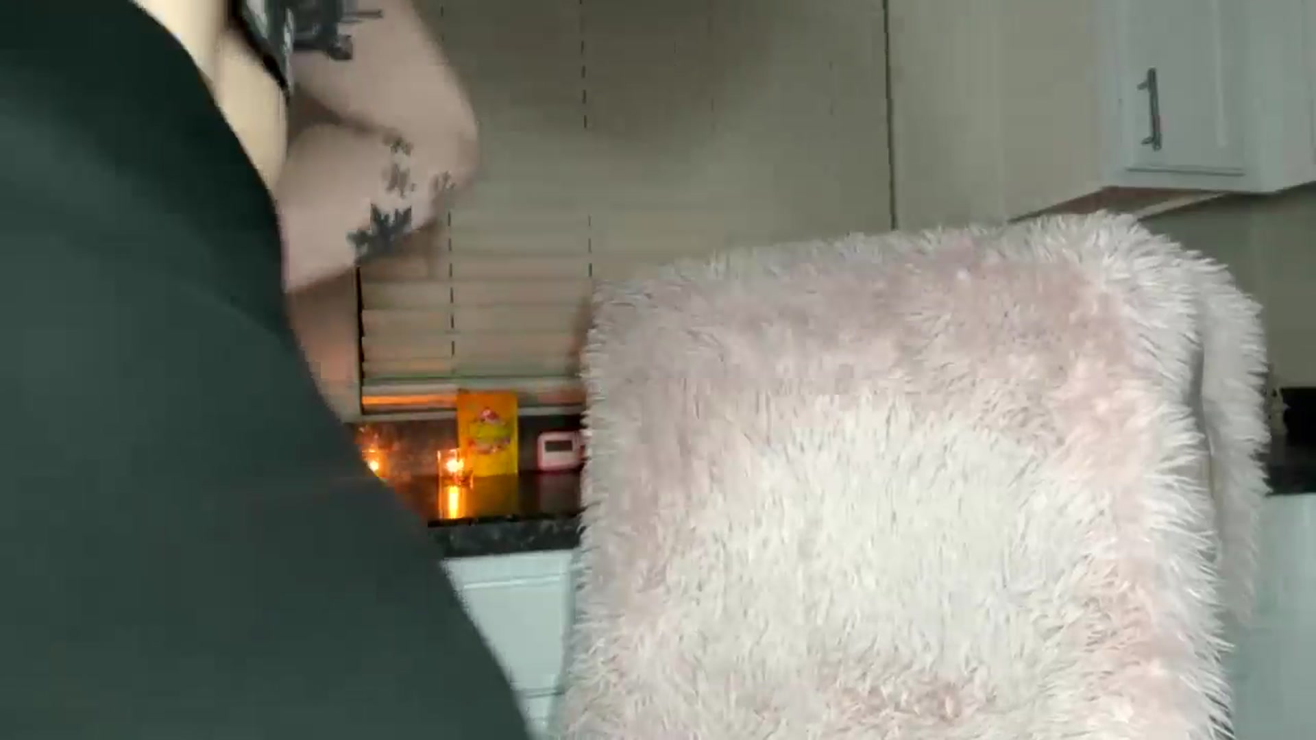 Gallery image thumbnail from RainStormin's myfreecams stream on, 03/09/2025, 08:56 image 13 of 20