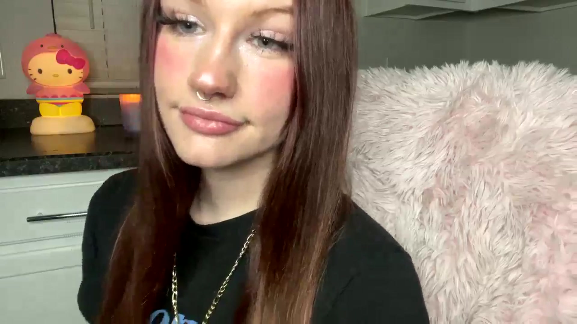 Gallery image thumbnail from RainStormin's myfreecams stream on, 03/10/2025, 06:25 image 13 of 20