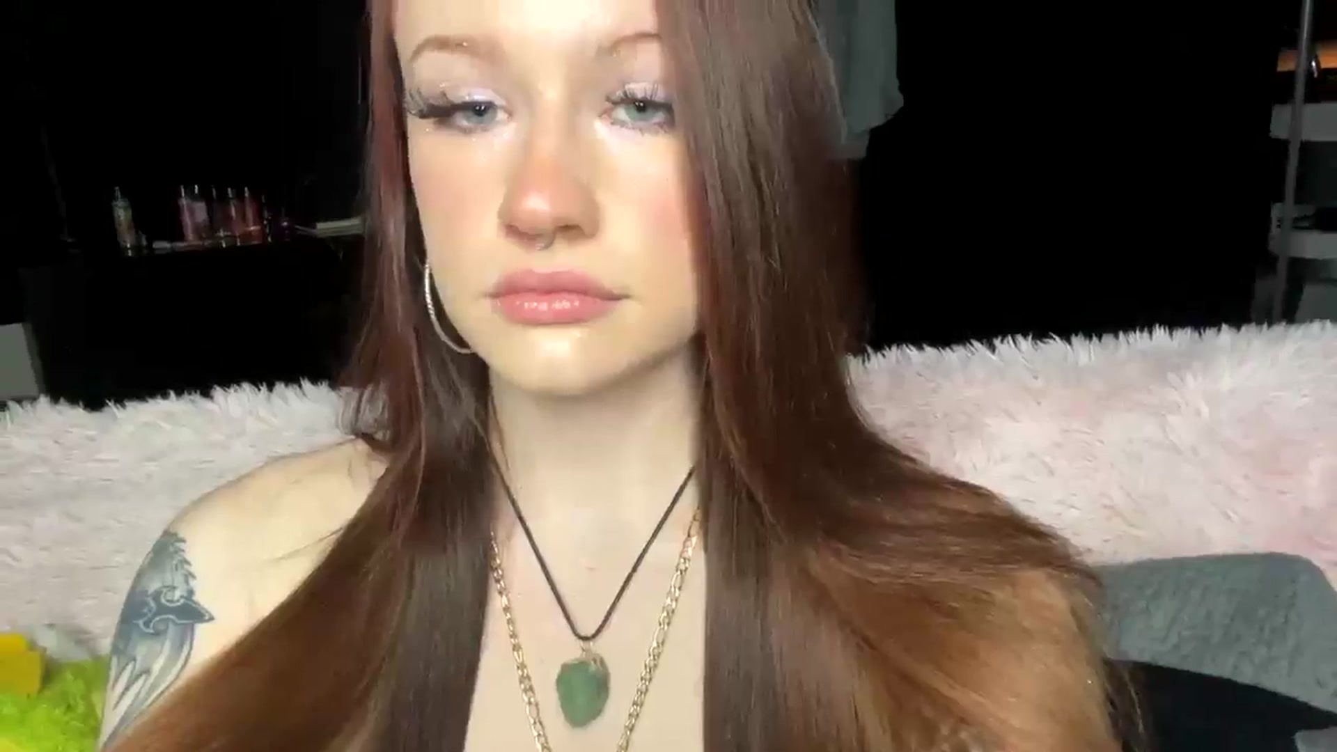 Gallery image thumbnail from RainStormin's myfreecams stream on, 03/12/2025, 03:54 image 19 of 20