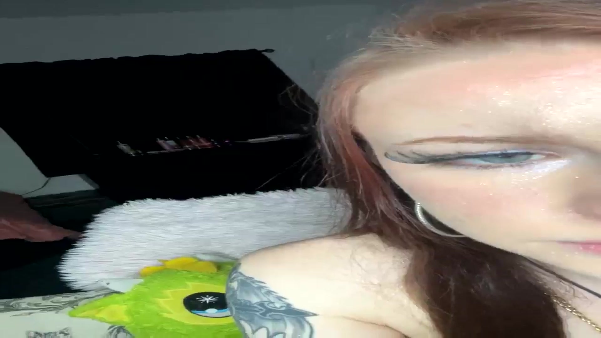 Gallery image thumbnail from RainStormin's myfreecams stream on, 03/12/2025, 03:54 image 15 of 20