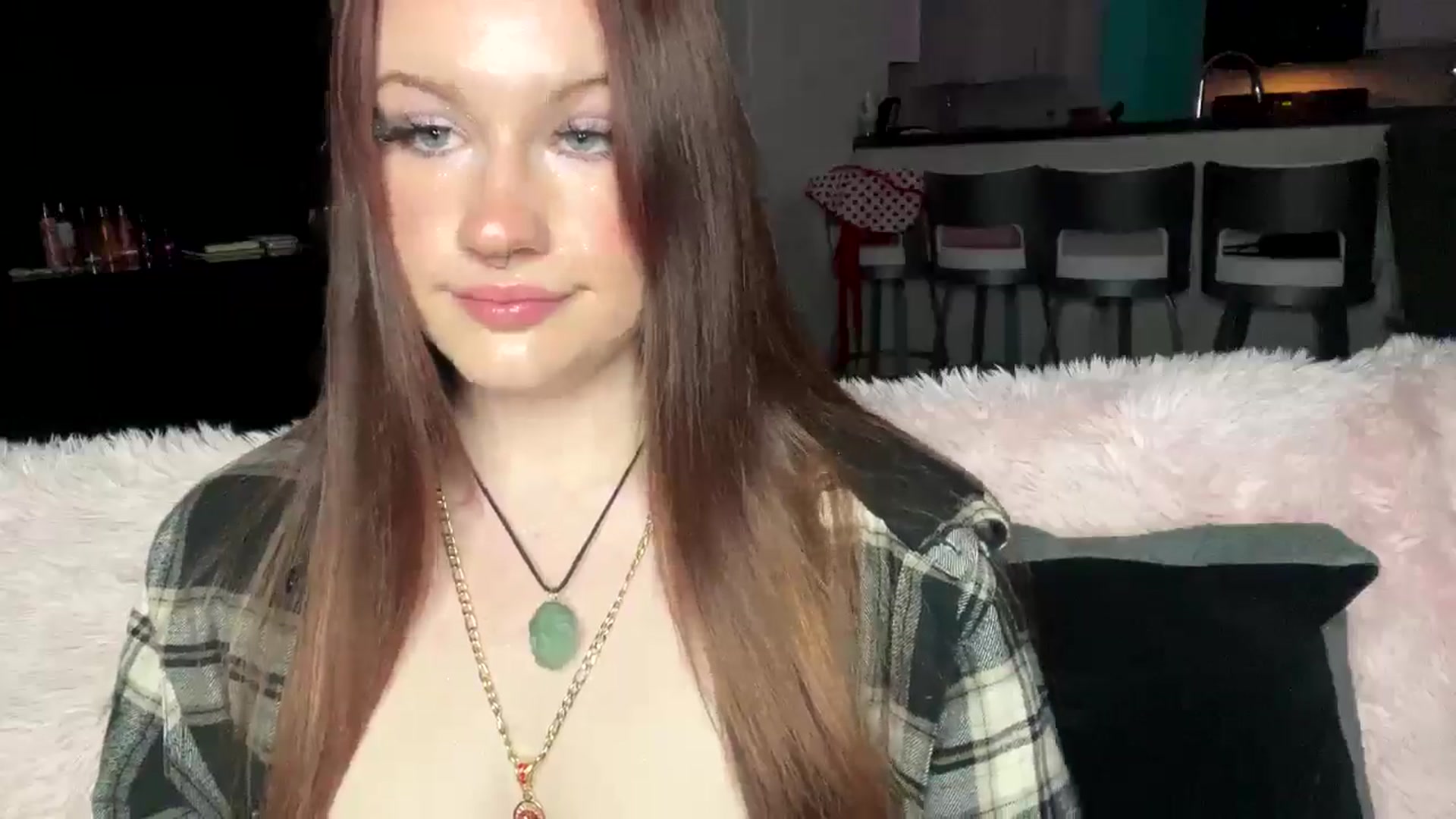 Gallery image thumbnail from RainStormin's myfreecams stream on, 03/12/2025, 04:56 image 6 of 20