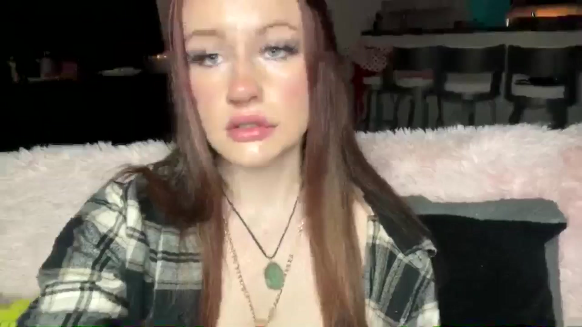 Gallery image thumbnail from RainStormin's myfreecams stream on, 03/12/2025, 04:56 image 13 of 20