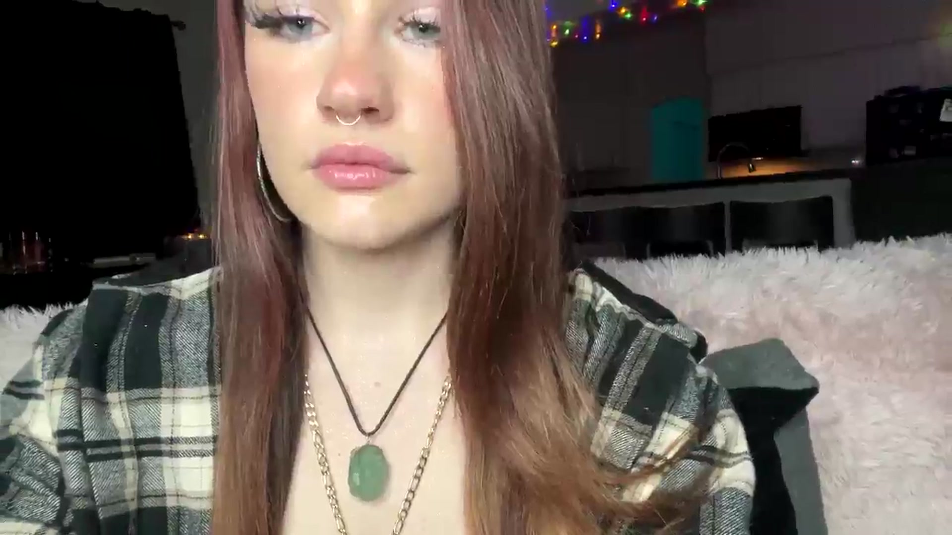 Gallery image thumbnail from RainStormin's myfreecams stream on, 03/12/2025, 07:49 image 4 of 20