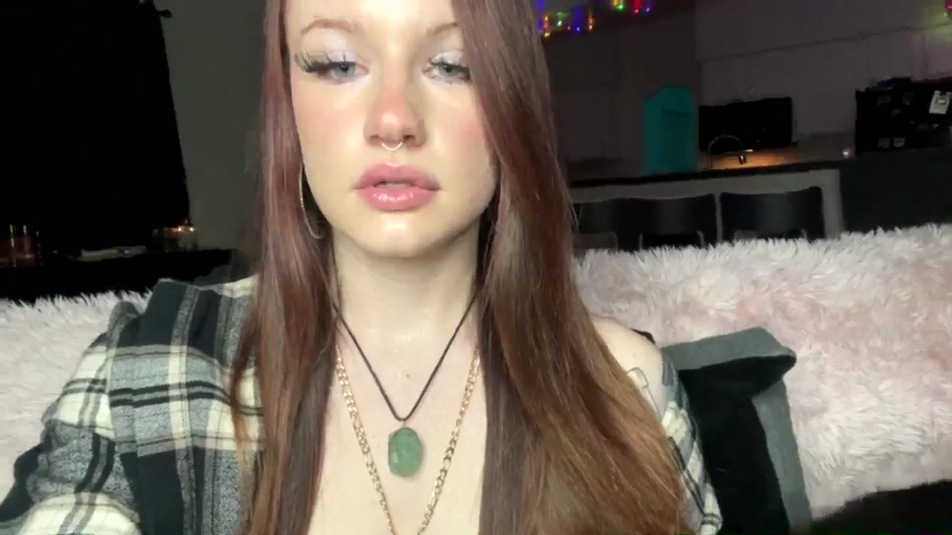 Gallery image thumbnail from RainStormin's myfreecams stream on, 03/12/2025, 07:49 image 9 of 20