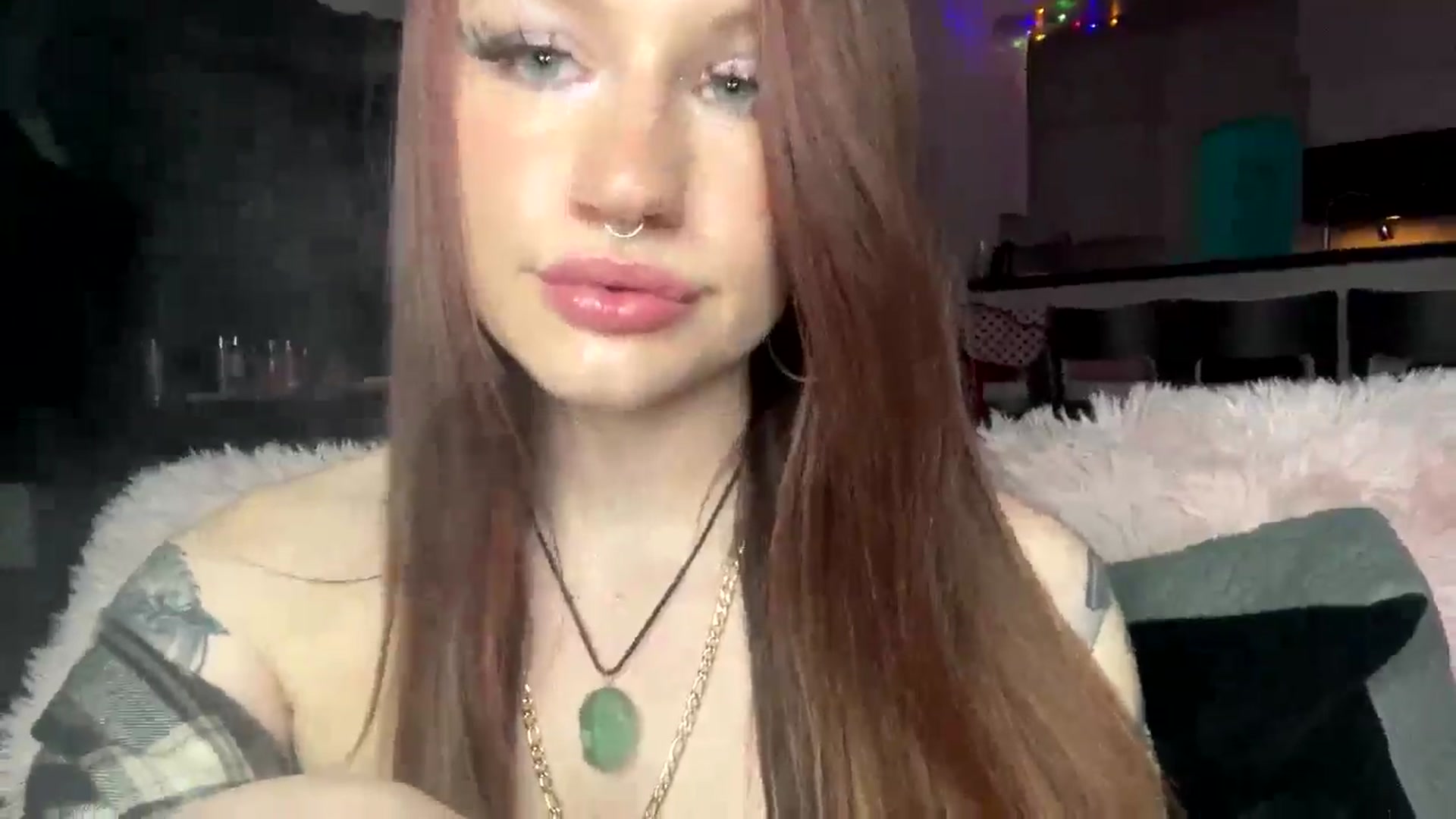 Gallery image thumbnail from RainStormin's myfreecams stream on, 03/12/2025, 09:17 image 2 of 20