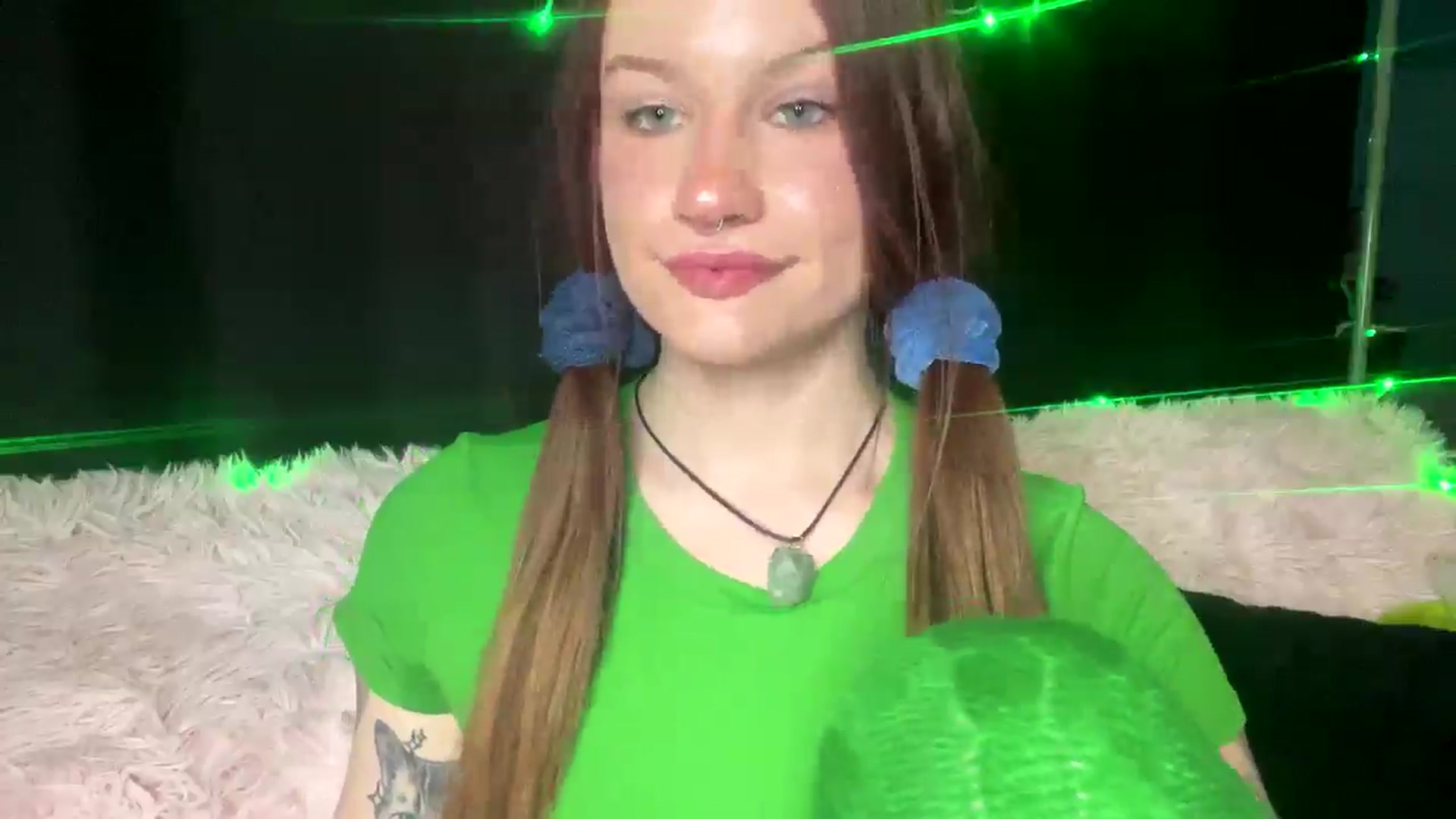 Gallery image thumbnail from RainStormin's myfreecams stream on, 03/16/2025, 07:23 image 12 of 20