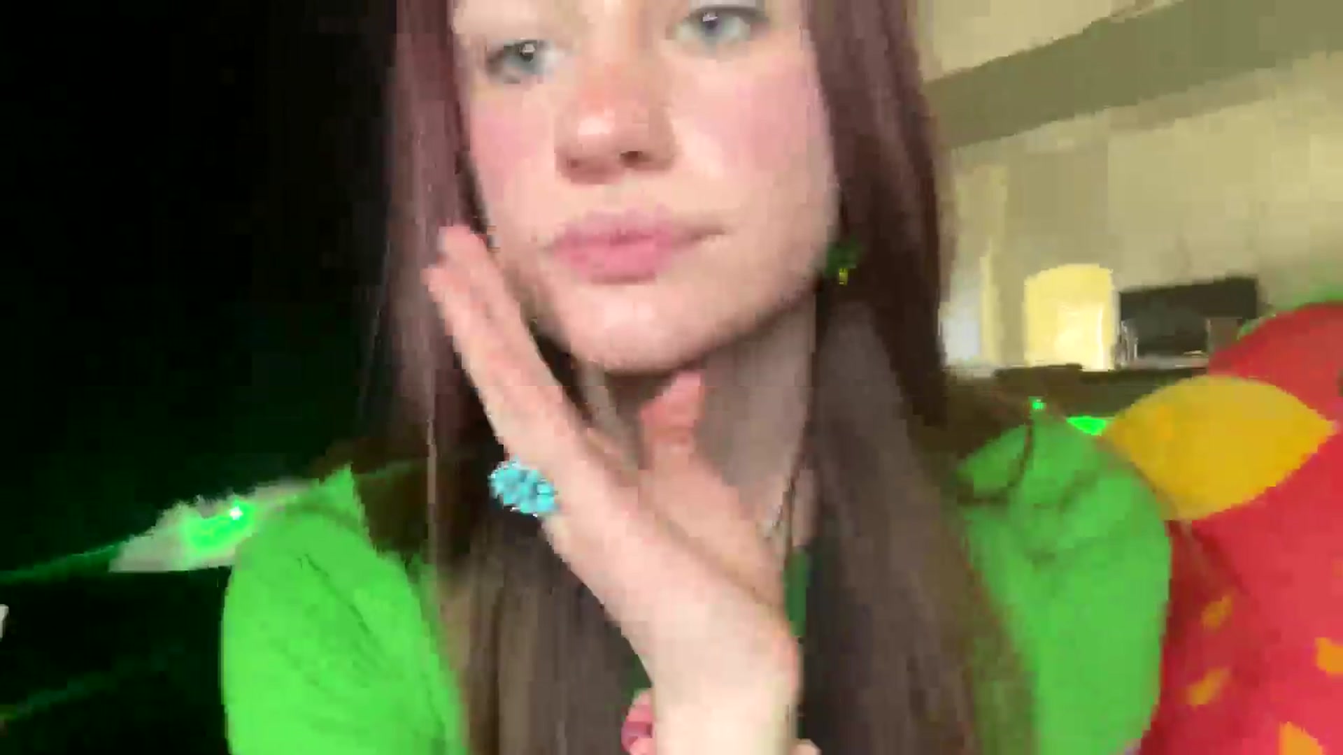 Gallery image thumbnail from RainStormin's myfreecams stream on, 03/16/2025, 15:09 image 16 of 20
