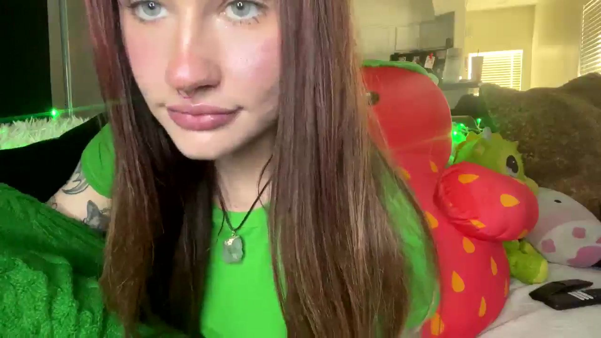 Gallery image thumbnail from RainStormin's myfreecams stream on, 03/16/2025, 15:09 image 8 of 20