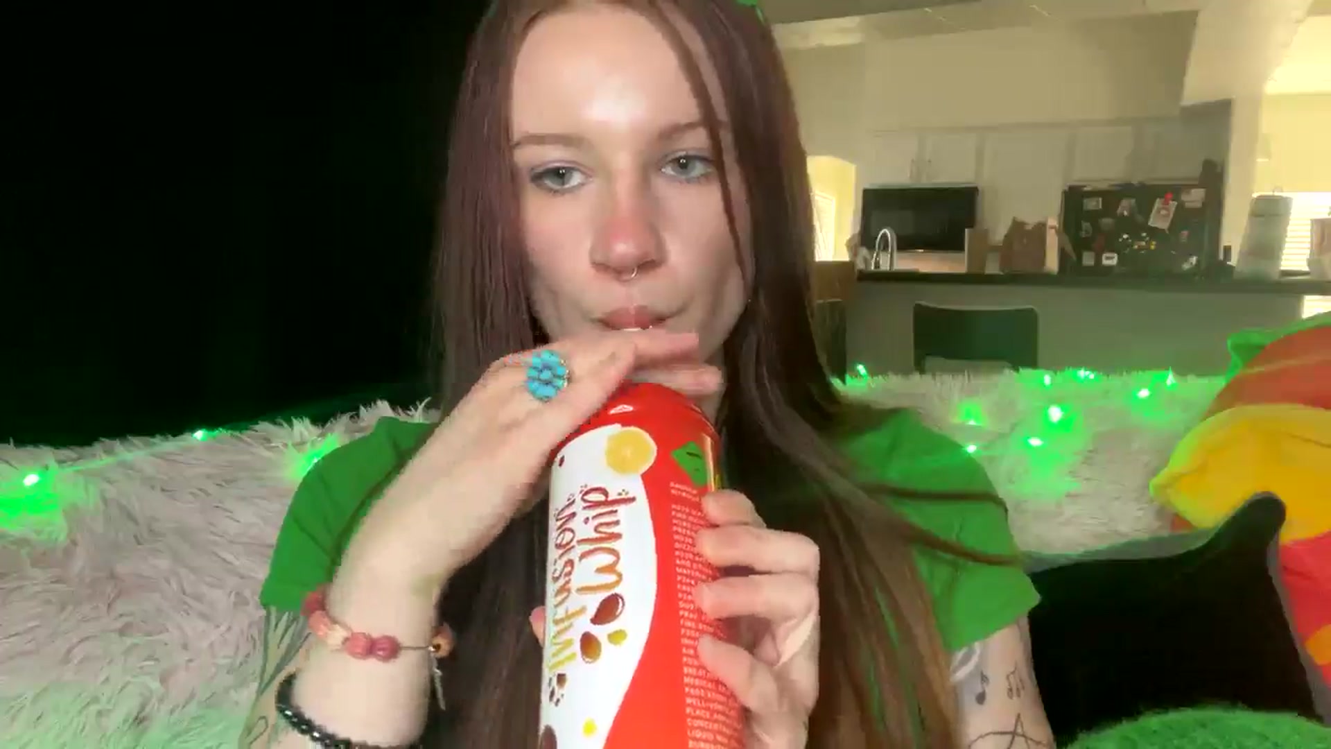 Gallery image thumbnail from RainStormin's myfreecams stream on, 03/16/2025, 16:23 image 18 of 20