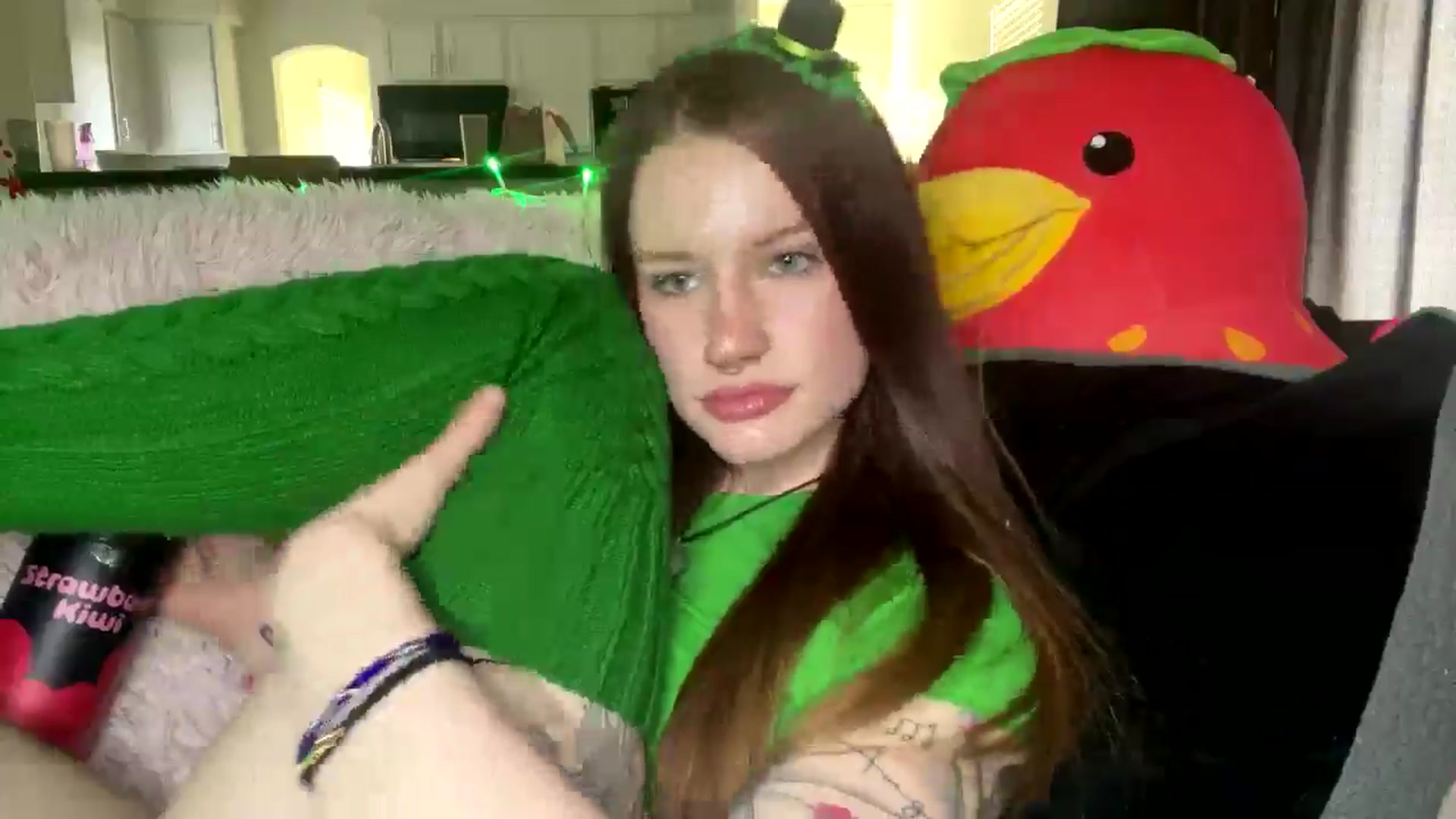 Gallery image thumbnail from RainStormin's myfreecams stream on, 03/16/2025, 17:12 image 15 of 20