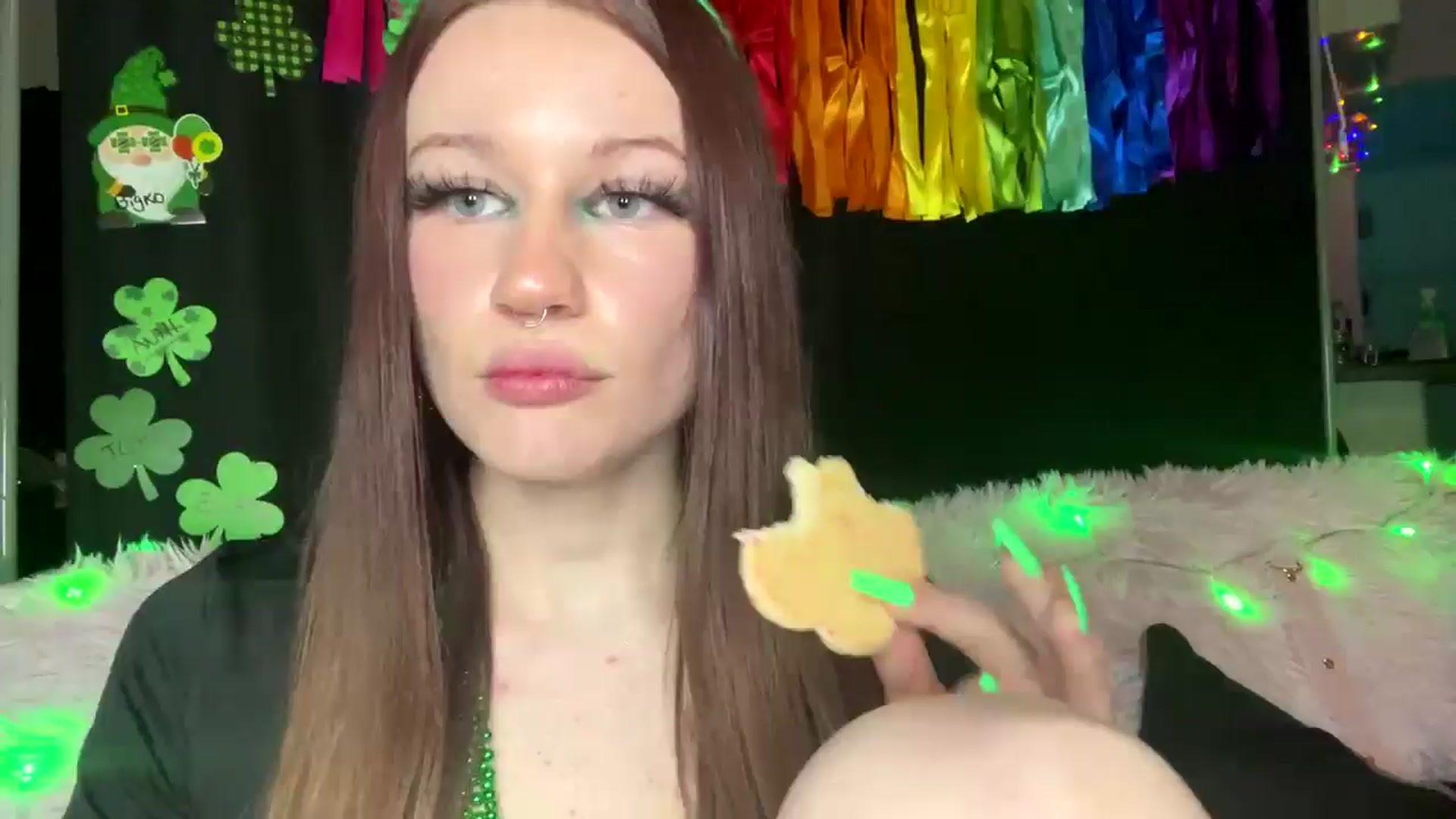 Gallery image thumbnail from RainStormin's myfreecams stream on, 03/18/2025, 09:41 image 10 of 20