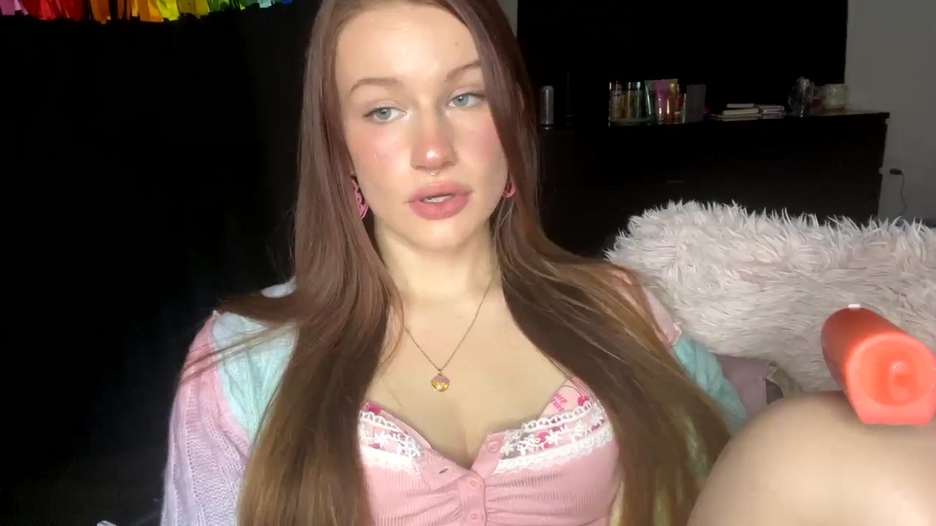 Gallery image thumbnail from RainStormin's myfreecams stream on, 03/21/2025, 07:00 image 9 of 20