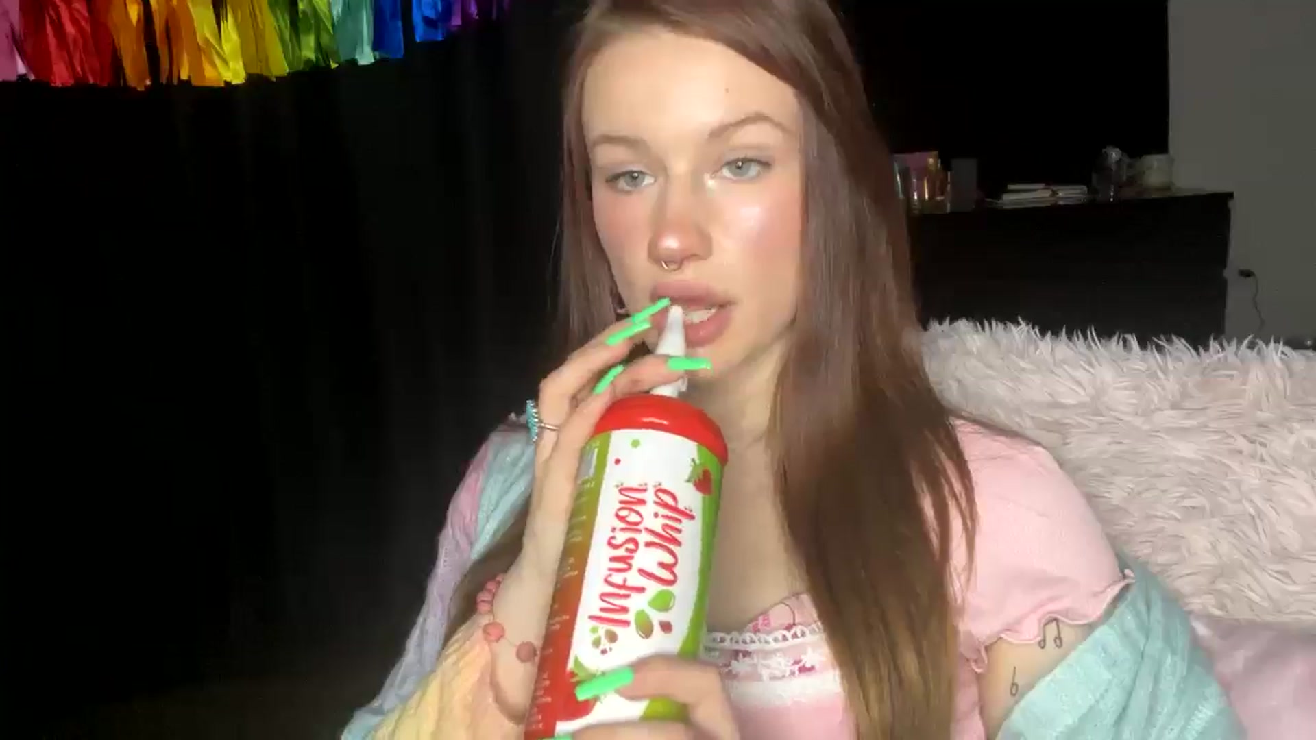 Gallery image thumbnail from RainStormin's myfreecams stream on, 03/21/2025, 07:00 image 8 of 20