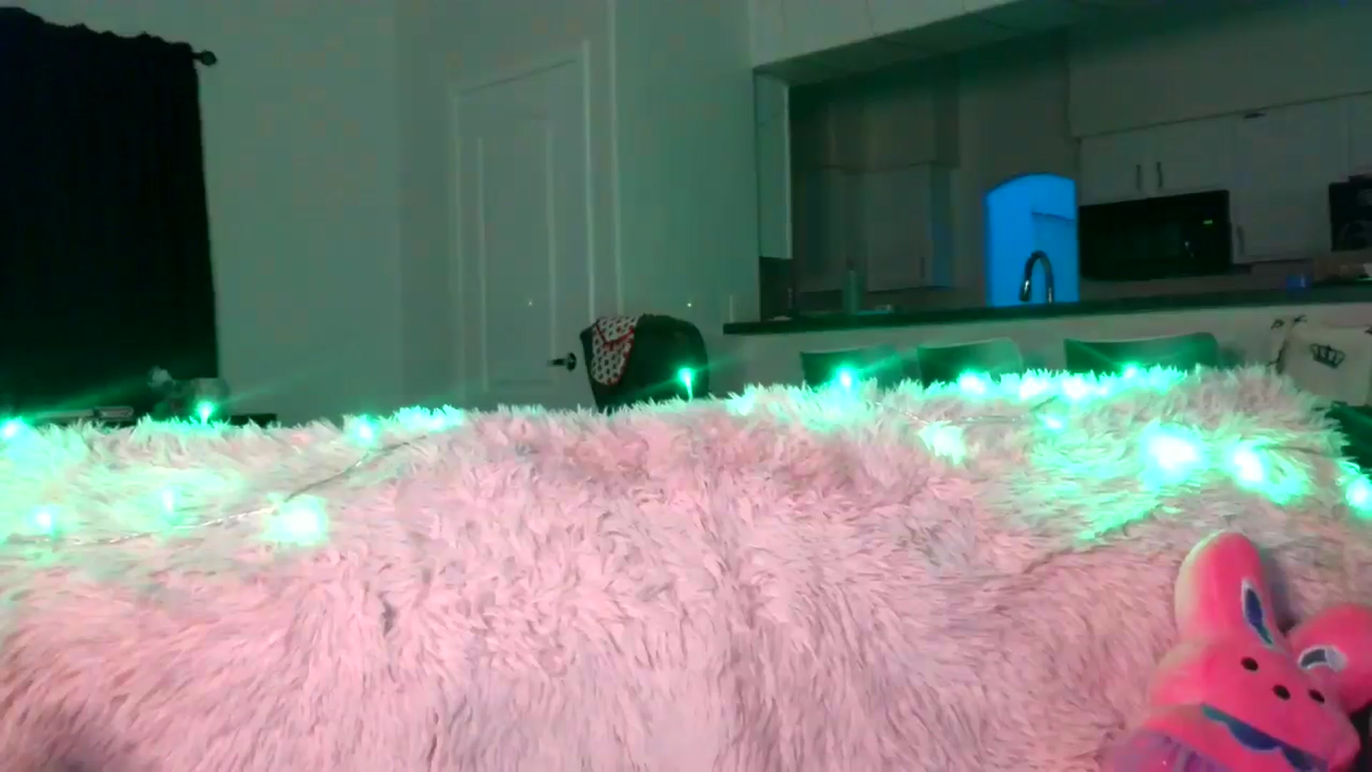 Gallery image thumbnail from RainStormin's myfreecams stream on, 03/22/2025, 07:28 image 18 of 20