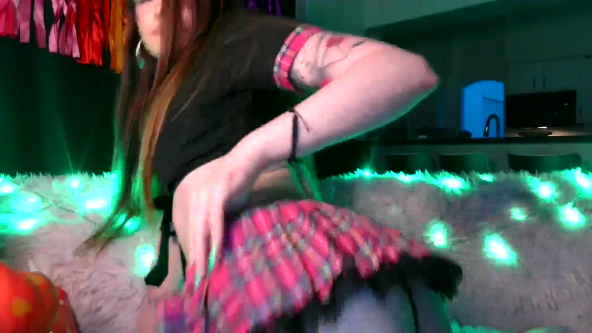 Gallery image thumbnail from RainStormin's myfreecams stream on, 03/23/2025, 08:15 image 16 of 20