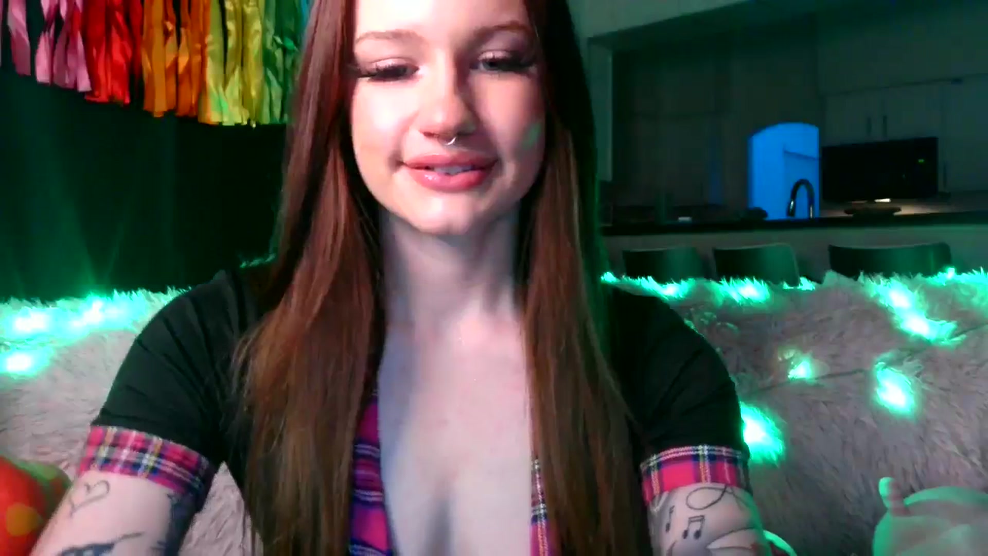 Gallery image thumbnail from RainStormin's myfreecams stream on, 03/23/2025, 08:15 image 10 of 20