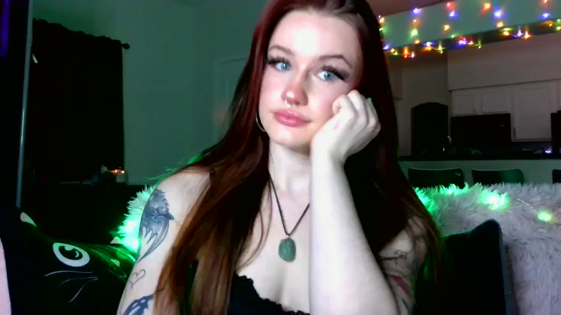 Gallery image thumbnail from RainStormin's myfreecams stream on, 03/27/2025, 06:22 image 17 of 20