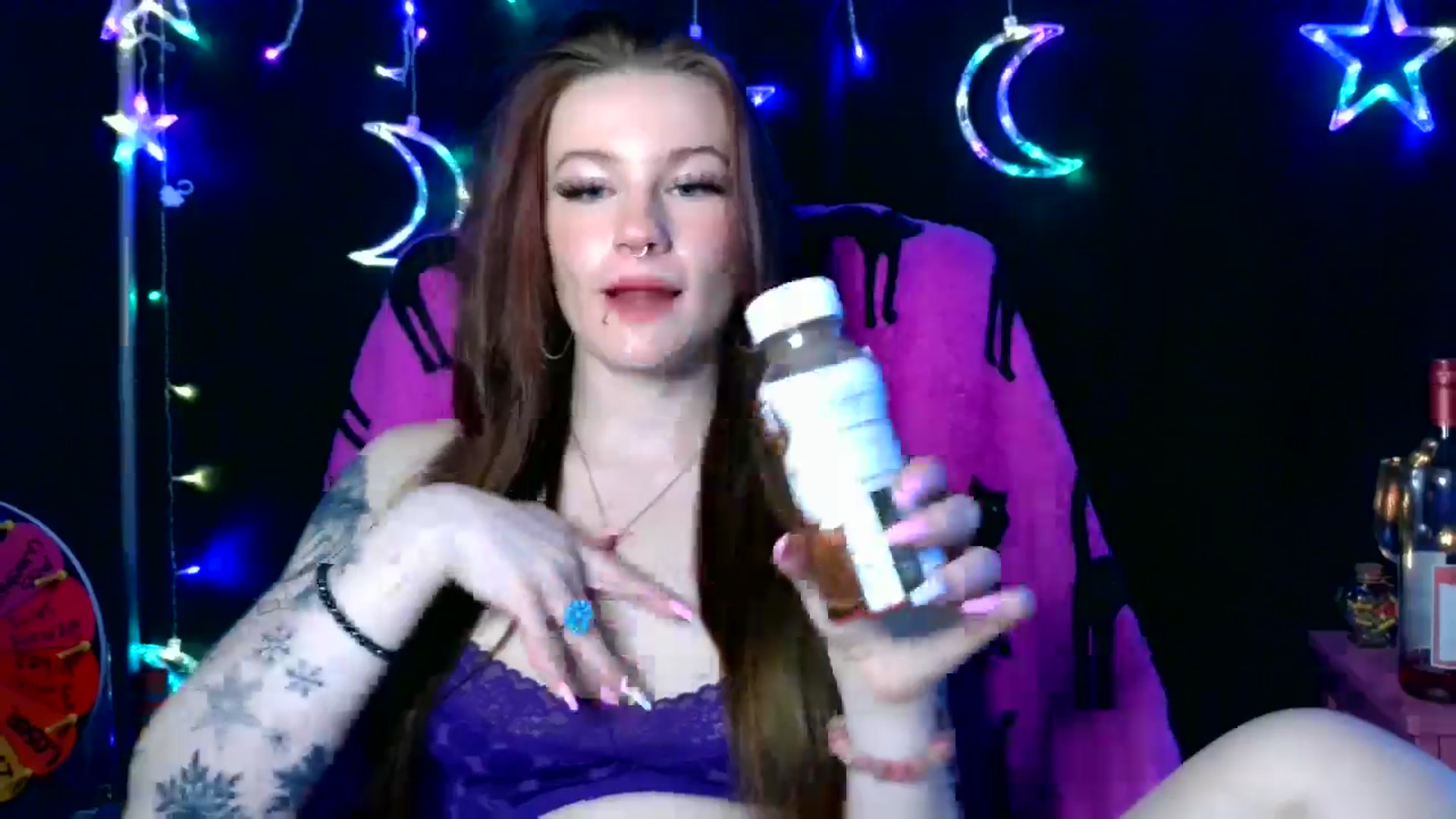 Gallery image thumbnail from RainStormin's myfreecams stream on, 04/01/2025, 06:29 image 11 of 20