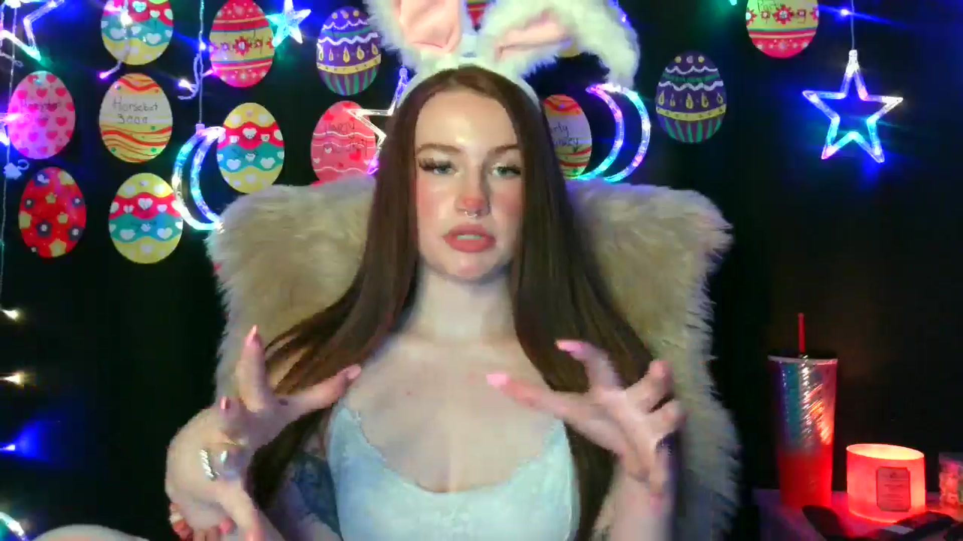 Gallery image thumbnail from RainStormin's myfreecams stream on, 04/05/2025, 11:00 image 17 of 20