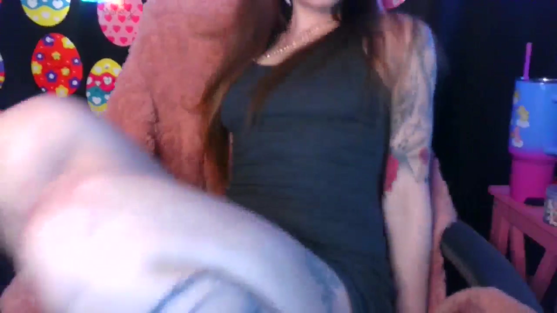 Gallery image thumbnail from RainStormin's myfreecams stream on, 04/08/2025, 03:15 image 15 of 20