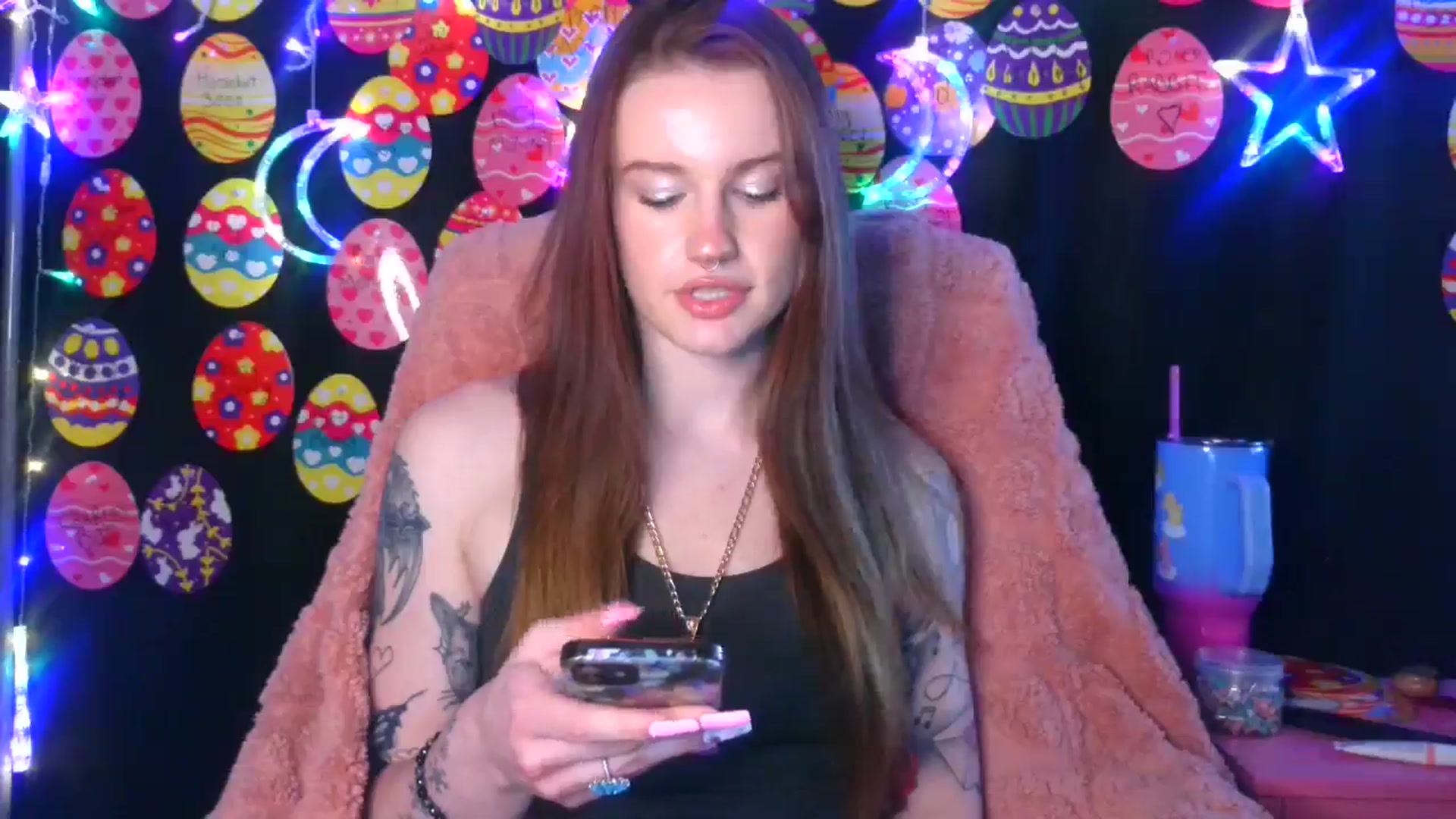 Gallery image thumbnail from RainStormin's myfreecams stream on, 04/08/2025, 04:48 image 19 of 20
