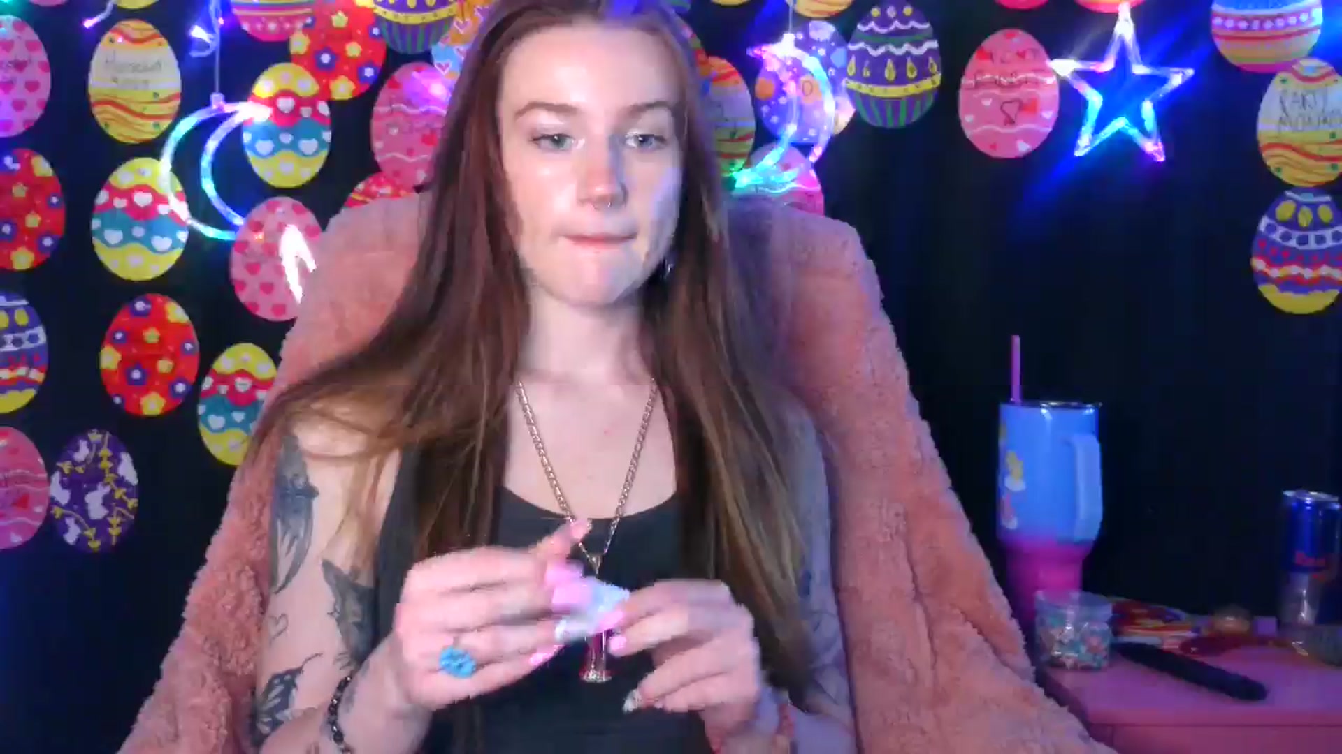 Gallery image thumbnail from RainStormin's myfreecams stream on, 04/08/2025, 04:48 image 10 of 20