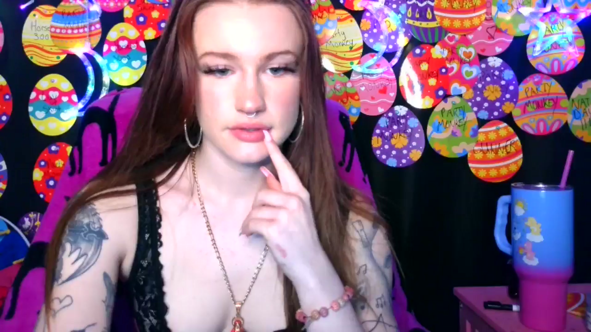 Gallery image thumbnail from RainStormin's myfreecams stream on, 04/10/2025, 08:32 image 2 of 20