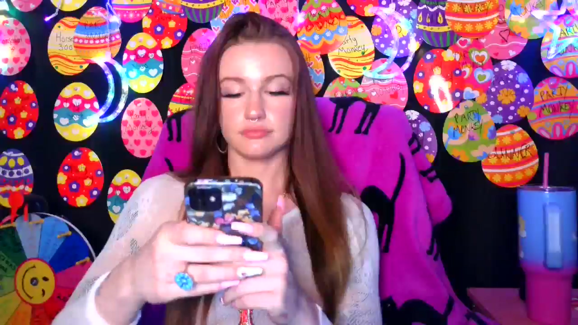 Gallery image thumbnail from RainStormin's myfreecams stream on, 04/10/2025, 09:04 image 4 of 20