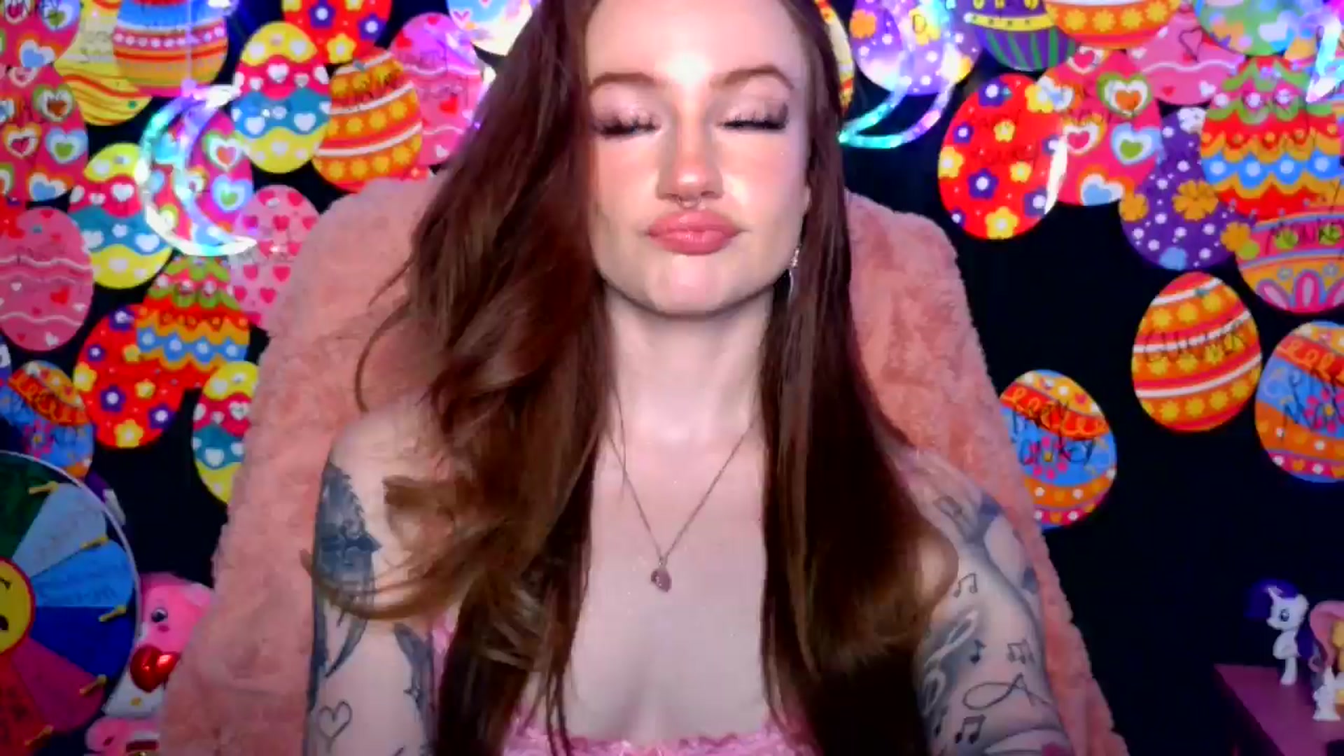Gallery image thumbnail from RainStormin's myfreecams stream on, 04/13/2025, 07:22 image 12 of 20