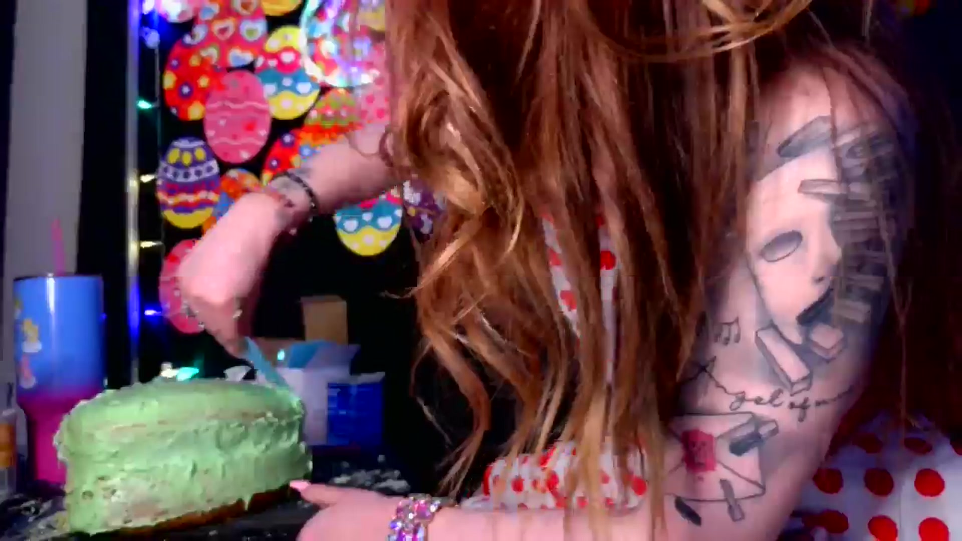Gallery image thumbnail from RainStormin's myfreecams stream on, 04/13/2025, 09:32 image 4 of 20