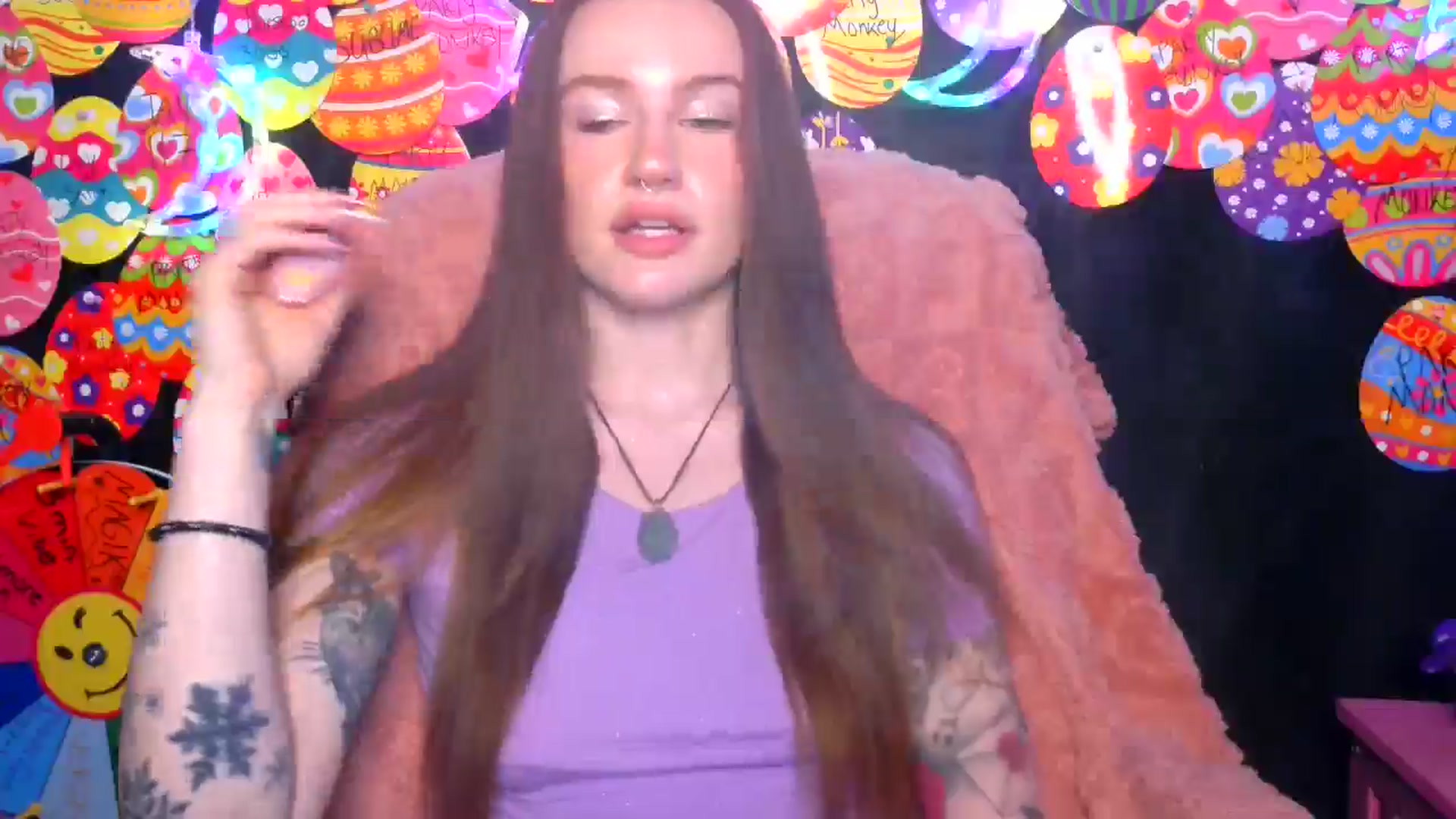 Gallery image thumbnail from RainStormin's myfreecams stream on, 04/14/2025, 07:36 image 6 of 20