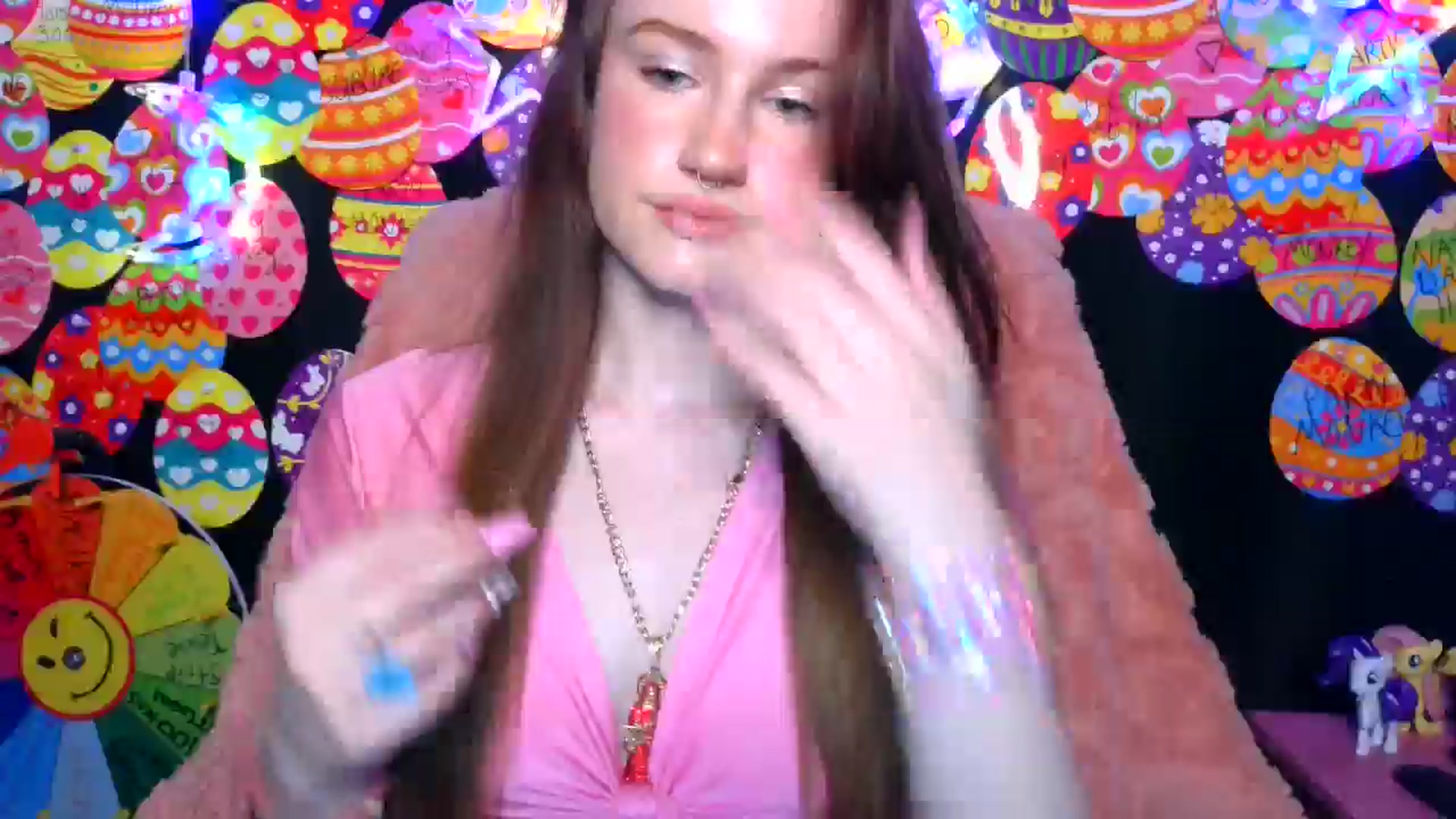 Gallery image thumbnail from RainStormin's myfreecams stream on, 04/14/2025, 09:07 image 10 of 20