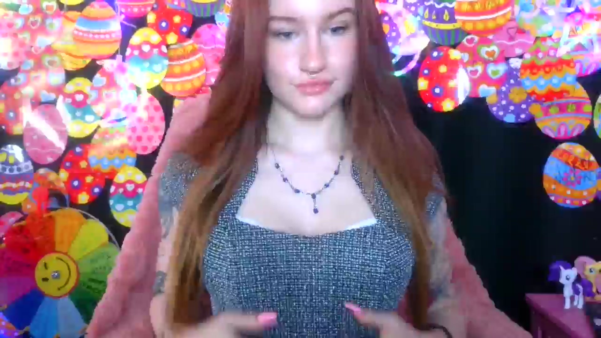Gallery image thumbnail from RainStormin's myfreecams stream on, 04/15/2025, 17:25 image 11 of 20