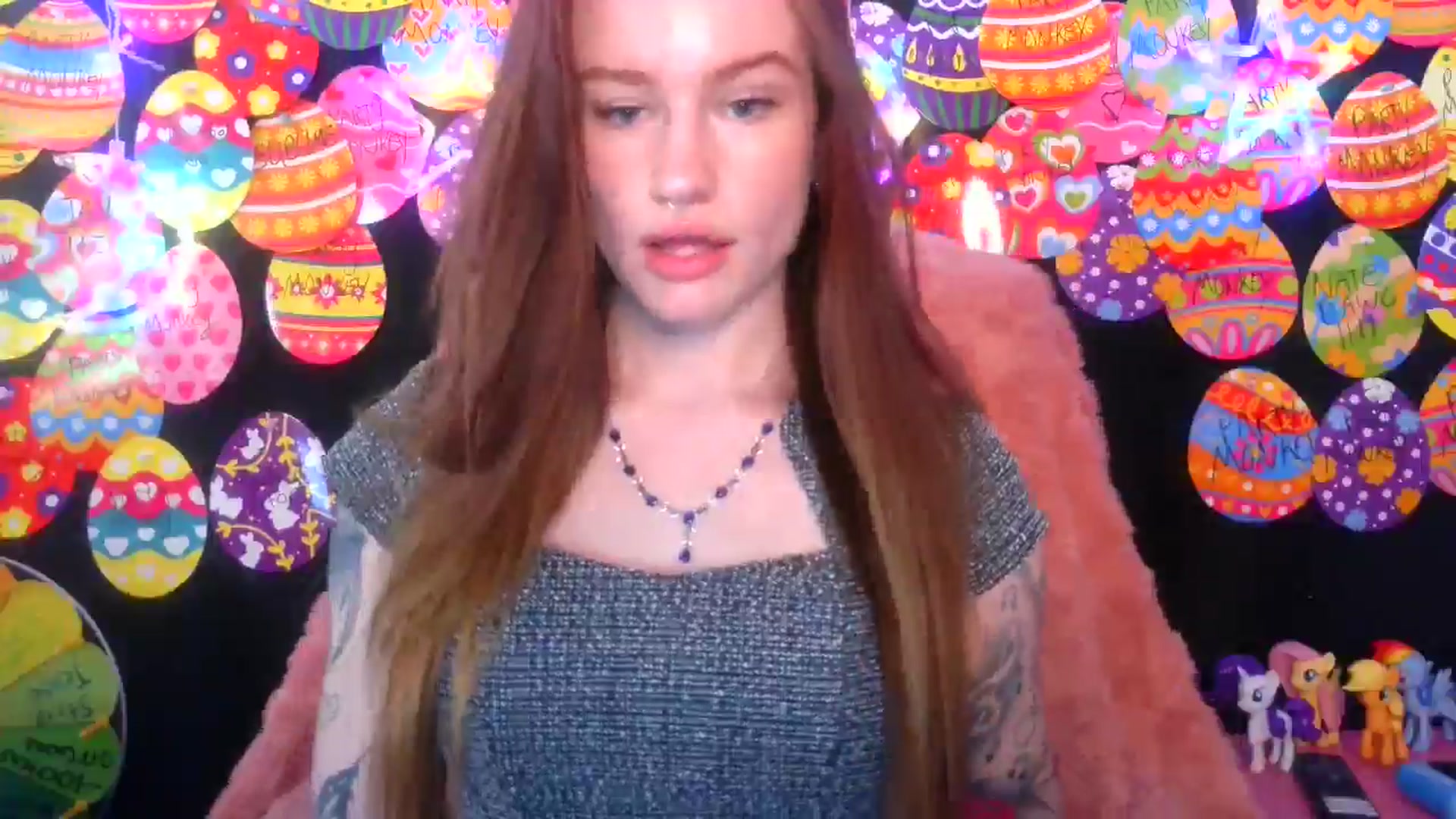 Gallery image thumbnail from RainStormin's myfreecams stream on, 04/15/2025, 17:25 image 13 of 20