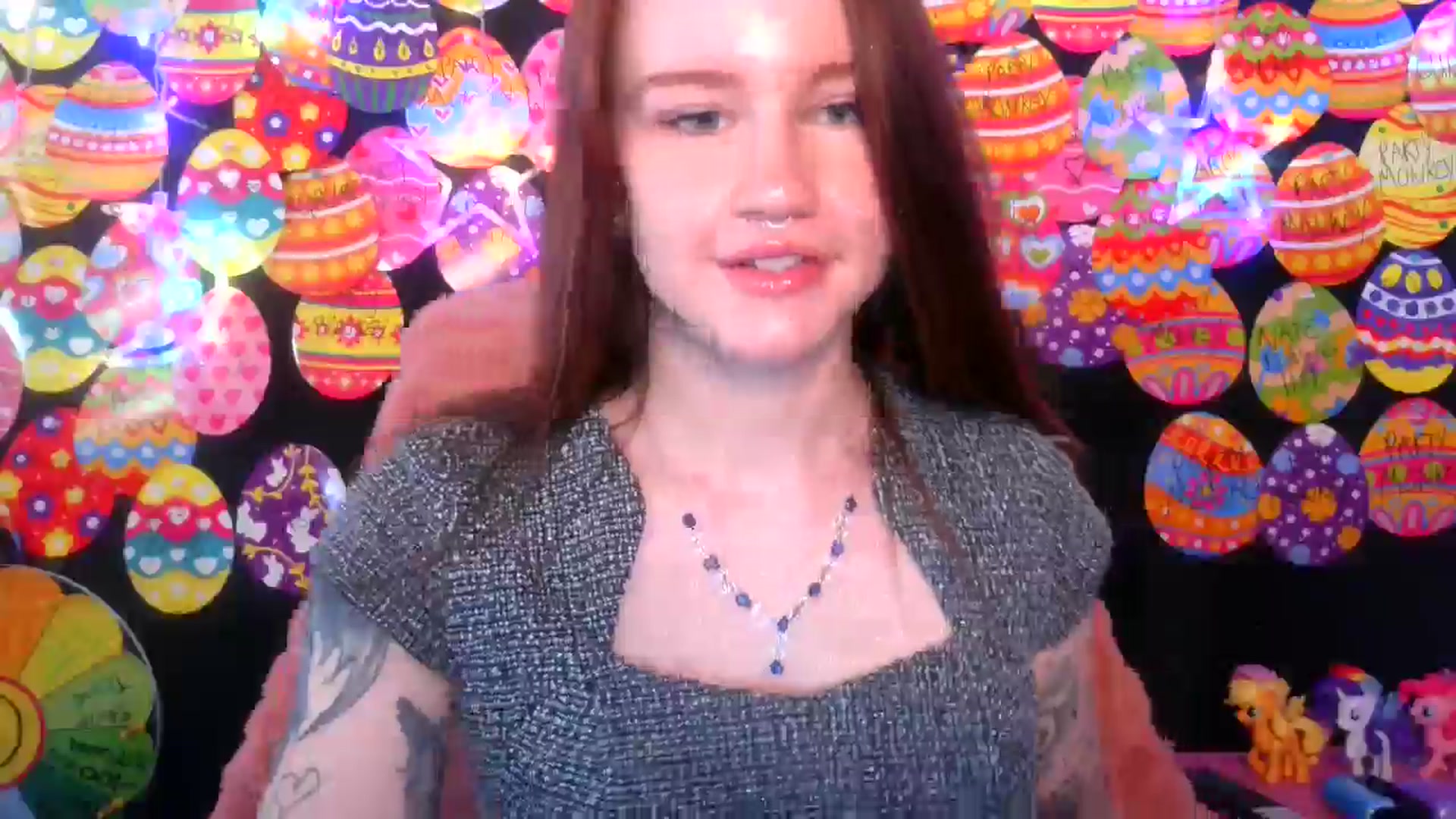 Gallery image thumbnail from RainStormin's myfreecams stream on, 04/15/2025, 17:49 image 9 of 20