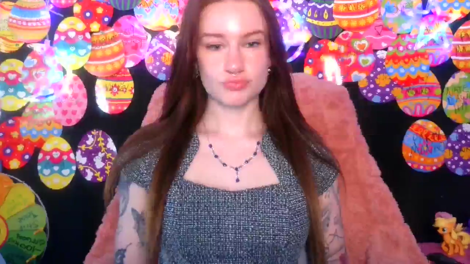 Gallery image thumbnail from RainStormin's myfreecams stream on, 04/15/2025, 18:26 image 19 of 20