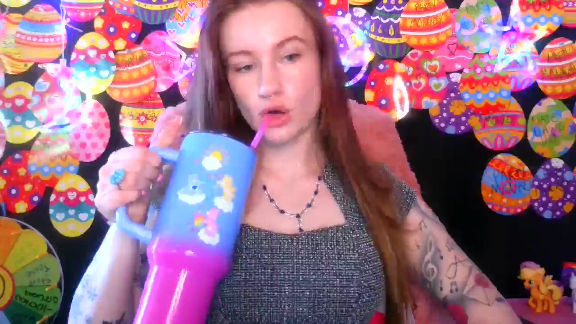 Gallery image thumbnail from RainStormin's myfreecams stream on, 04/15/2025, 19:20 image 2 of 20