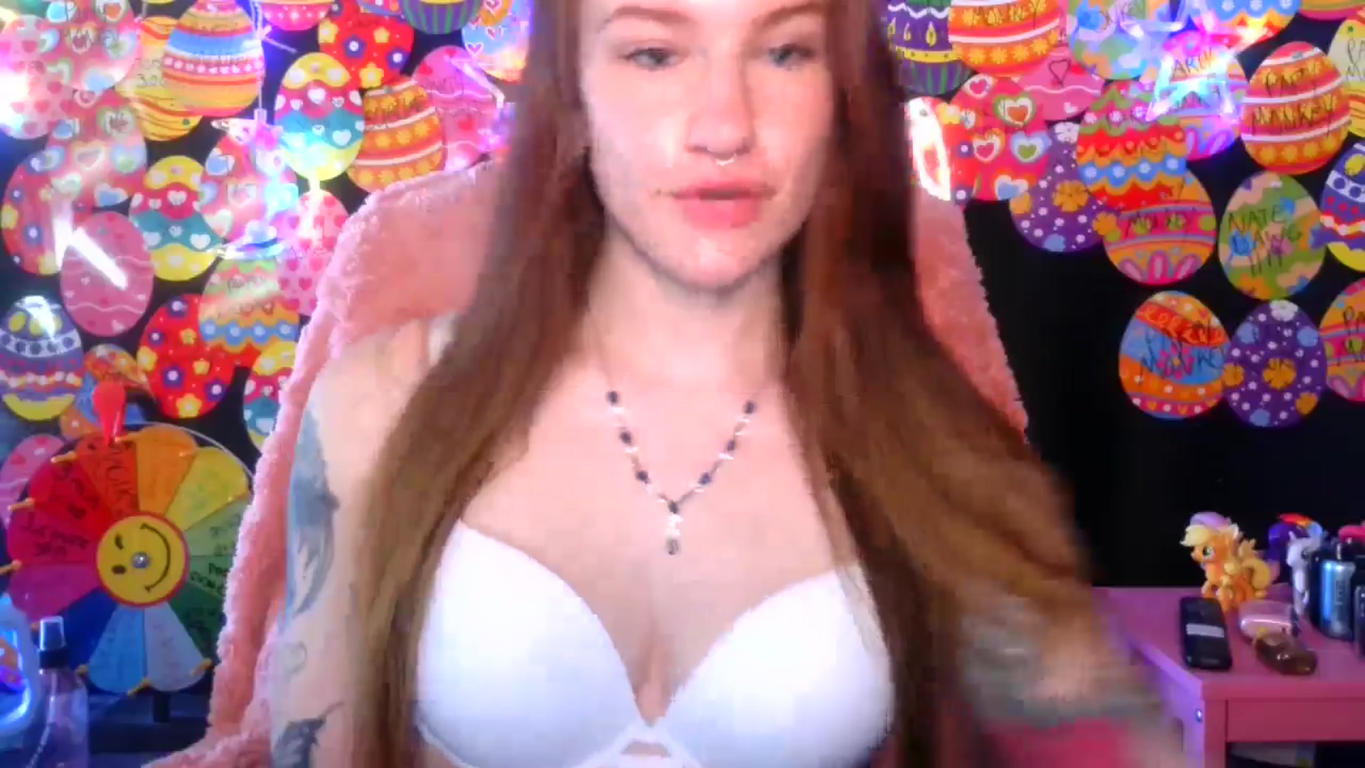 Gallery image thumbnail from RainStormin's myfreecams stream on, 04/15/2025, 19:48 image 19 of 20