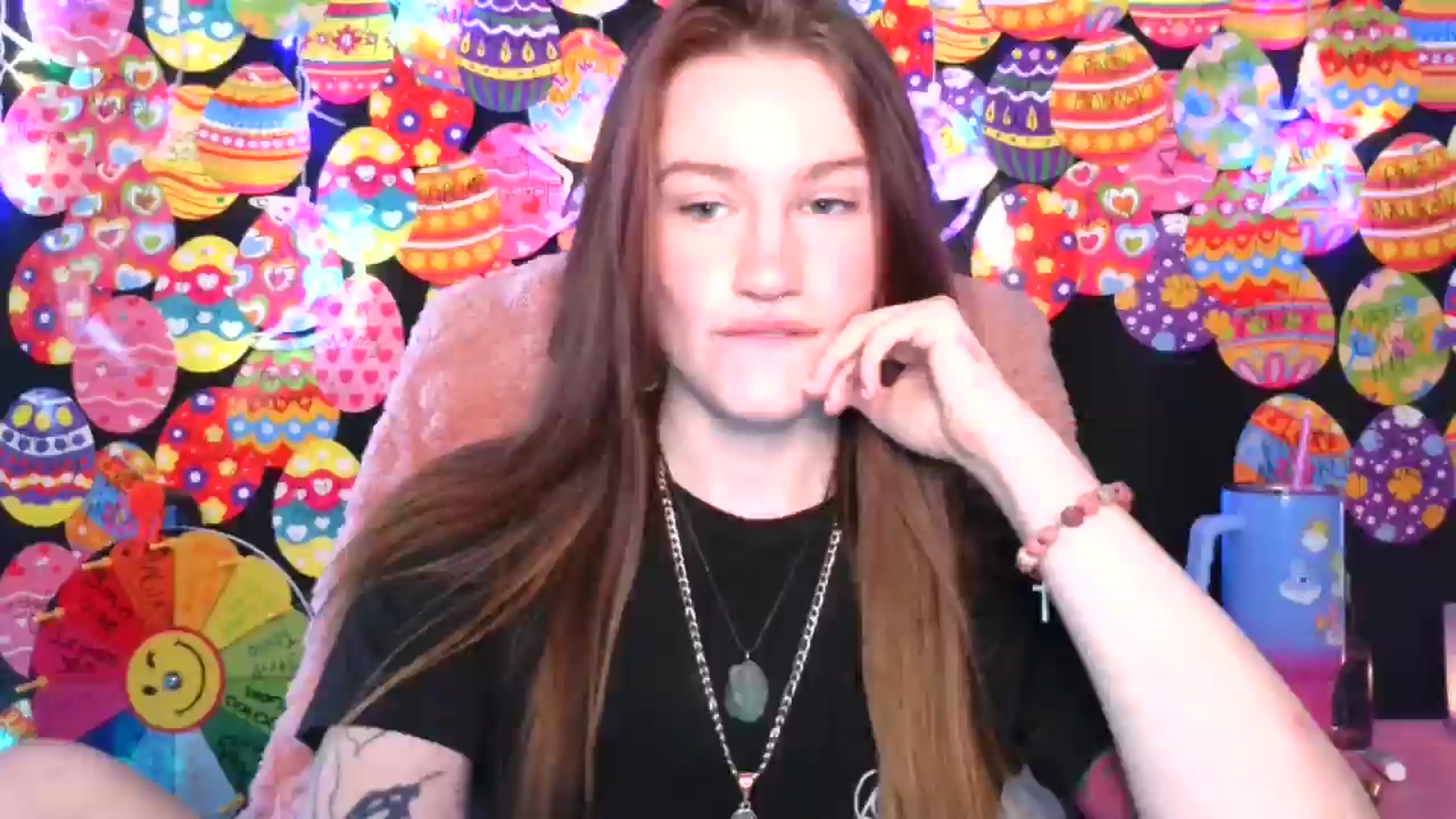 Gallery image thumbnail from RainStormin's myfreecams stream on, 04/17/2025, 19:27 image 18 of 20