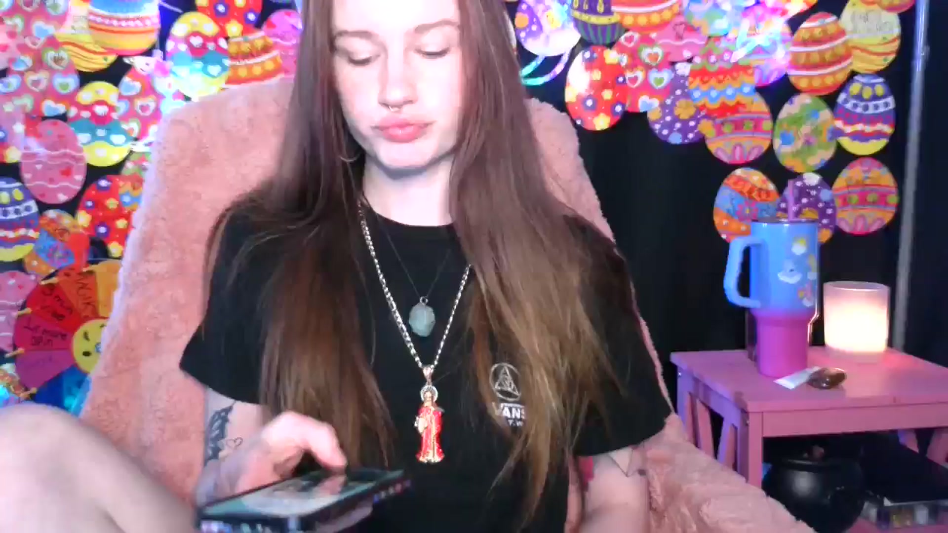 Gallery image thumbnail from RainStormin's myfreecams stream on, 04/17/2025, 20:41 image 1 of 20