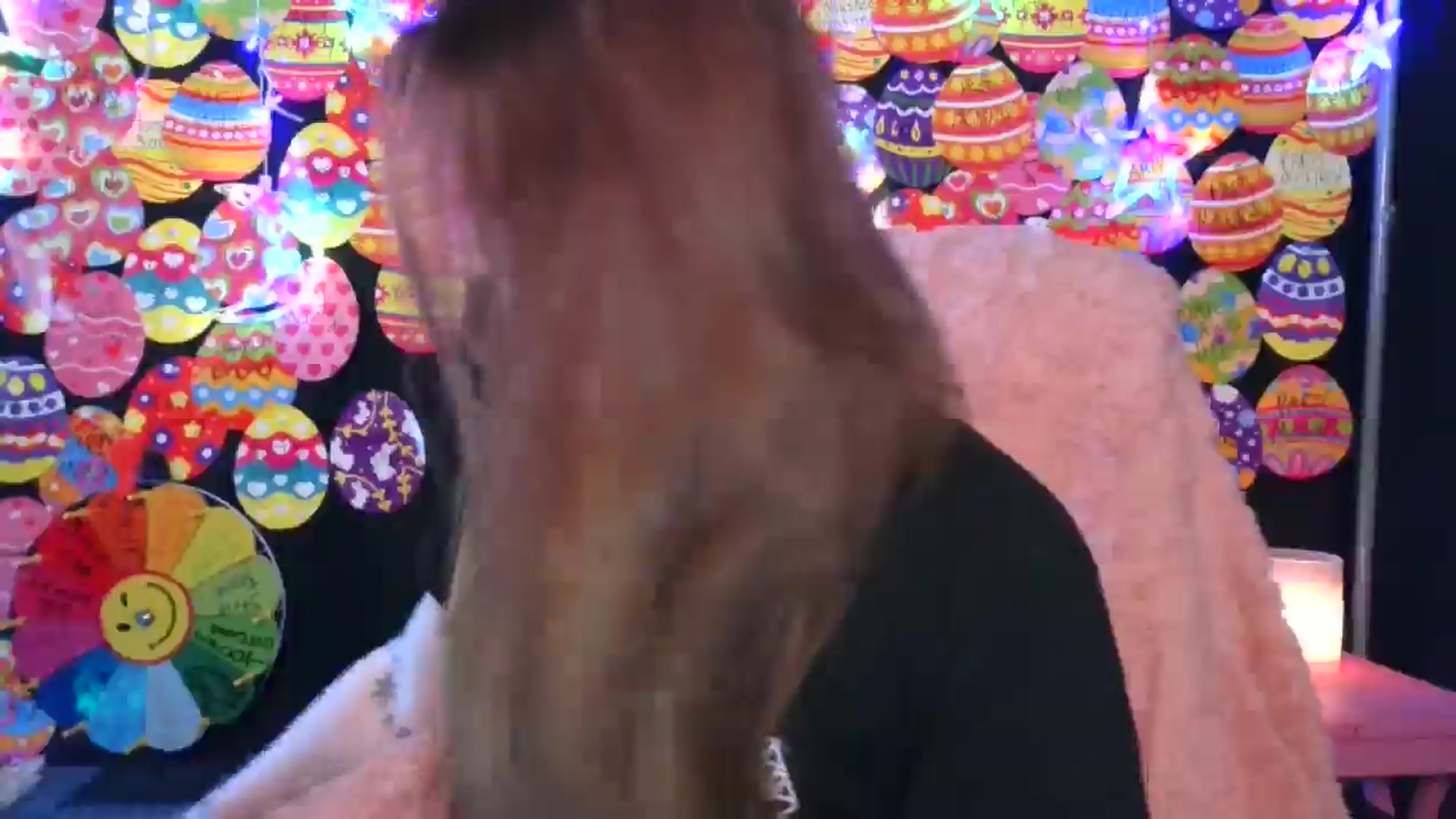 Gallery image thumbnail from RainStormin's myfreecams stream on, 04/17/2025, 21:44 image 10 of 20