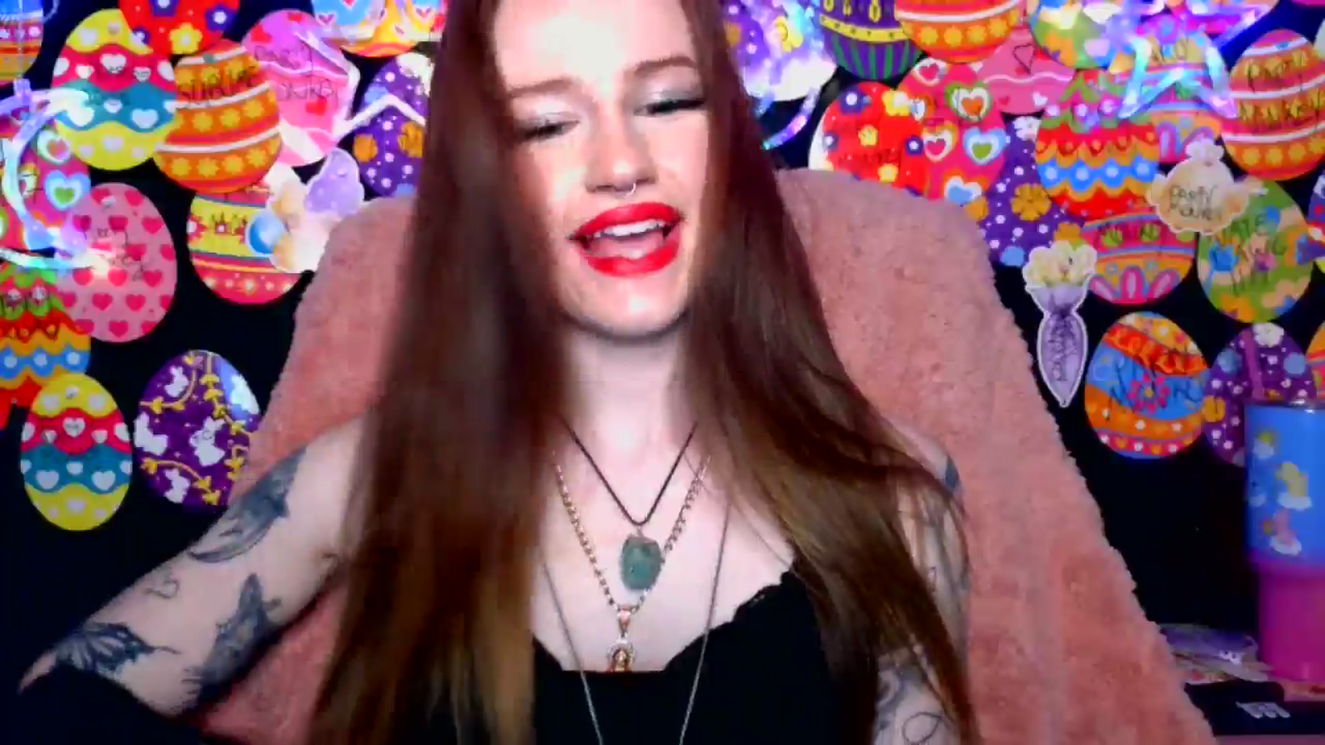 Gallery image thumbnail from RainStormin's myfreecams stream on, 04/19/2025, 06:27 image 12 of 20