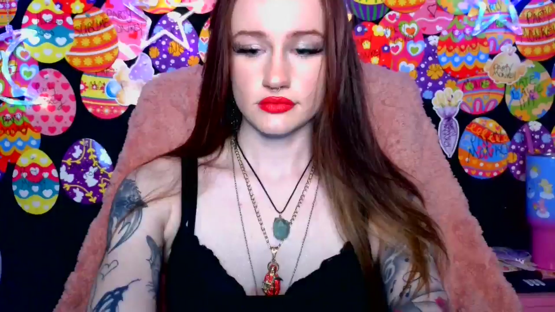Gallery image thumbnail from RainStormin's myfreecams stream on, 04/19/2025, 06:27 image 17 of 20