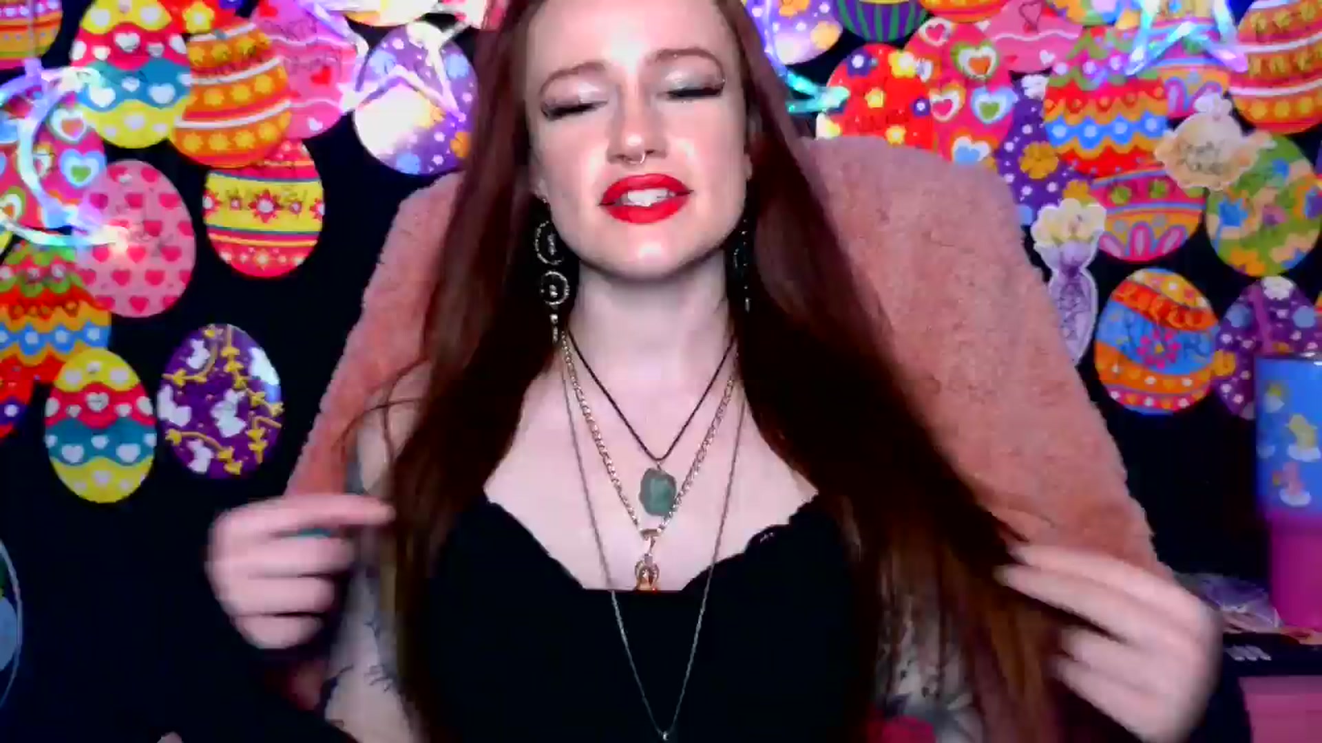 Gallery image thumbnail from RainStormin's myfreecams stream on, 04/19/2025, 06:27 image 1 of 20