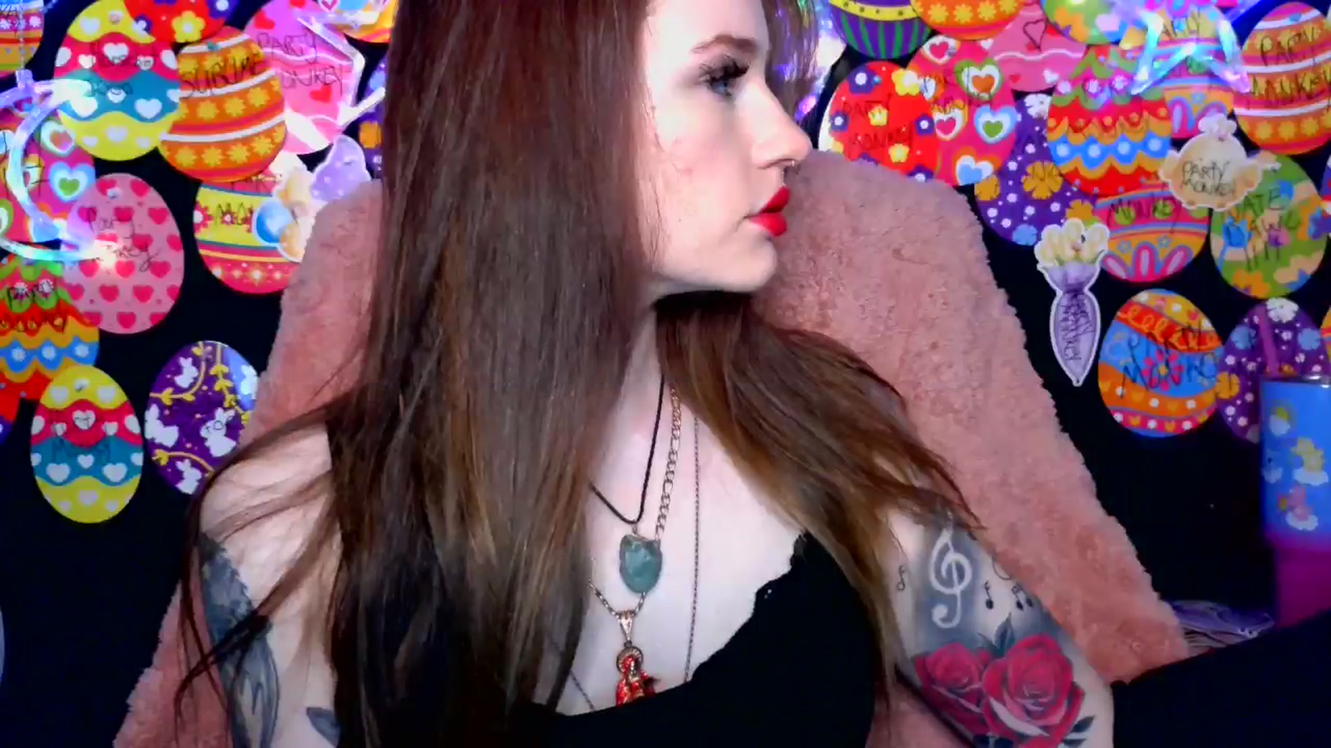 Gallery image thumbnail from RainStormin's myfreecams stream on, 04/19/2025, 06:27 image 18 of 20